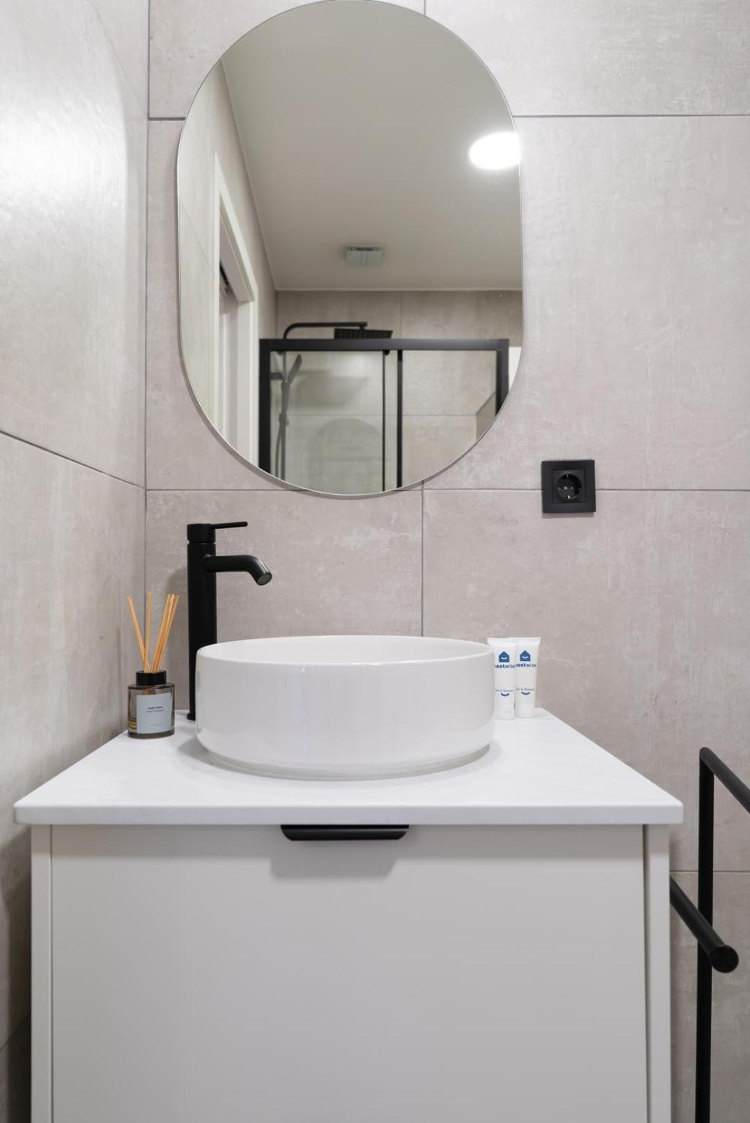 Apartment Hostwise - Modern Flat In Boavista