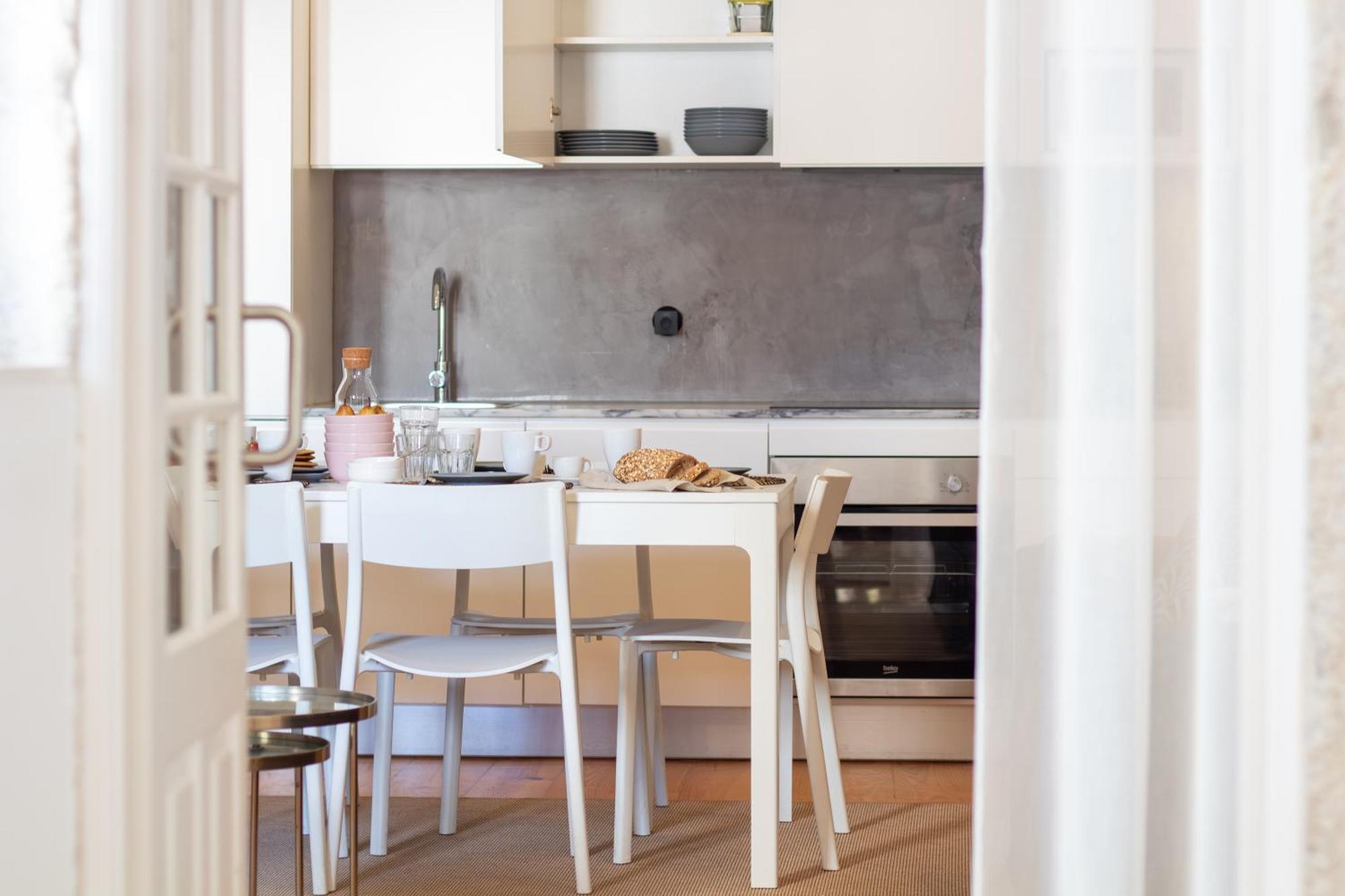 Lovelystay - Dirk Almada 3º T Apartment