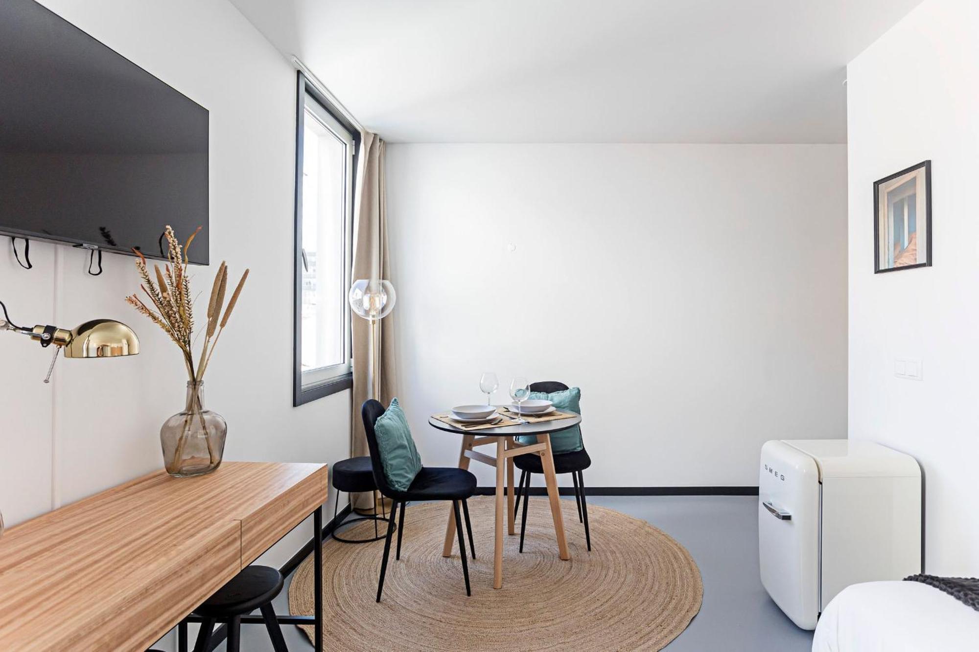 Urban - Regras 45 & Garden Apartment