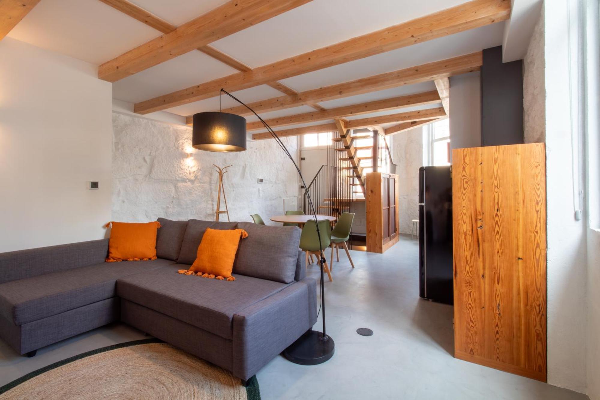 Apartment Stylish Triplex By Lovelystay Porto