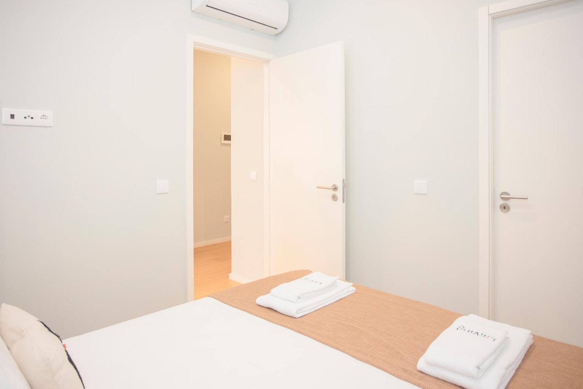 Liiiving In - Sweet Sunlight Terrace Apartment Porto