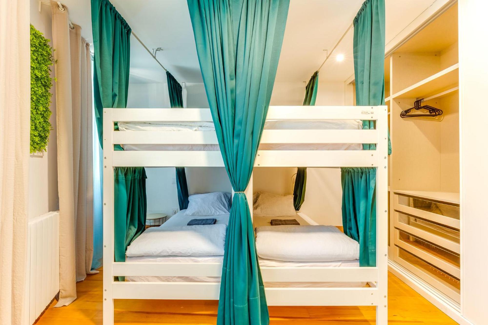Cozy Nest Albergue