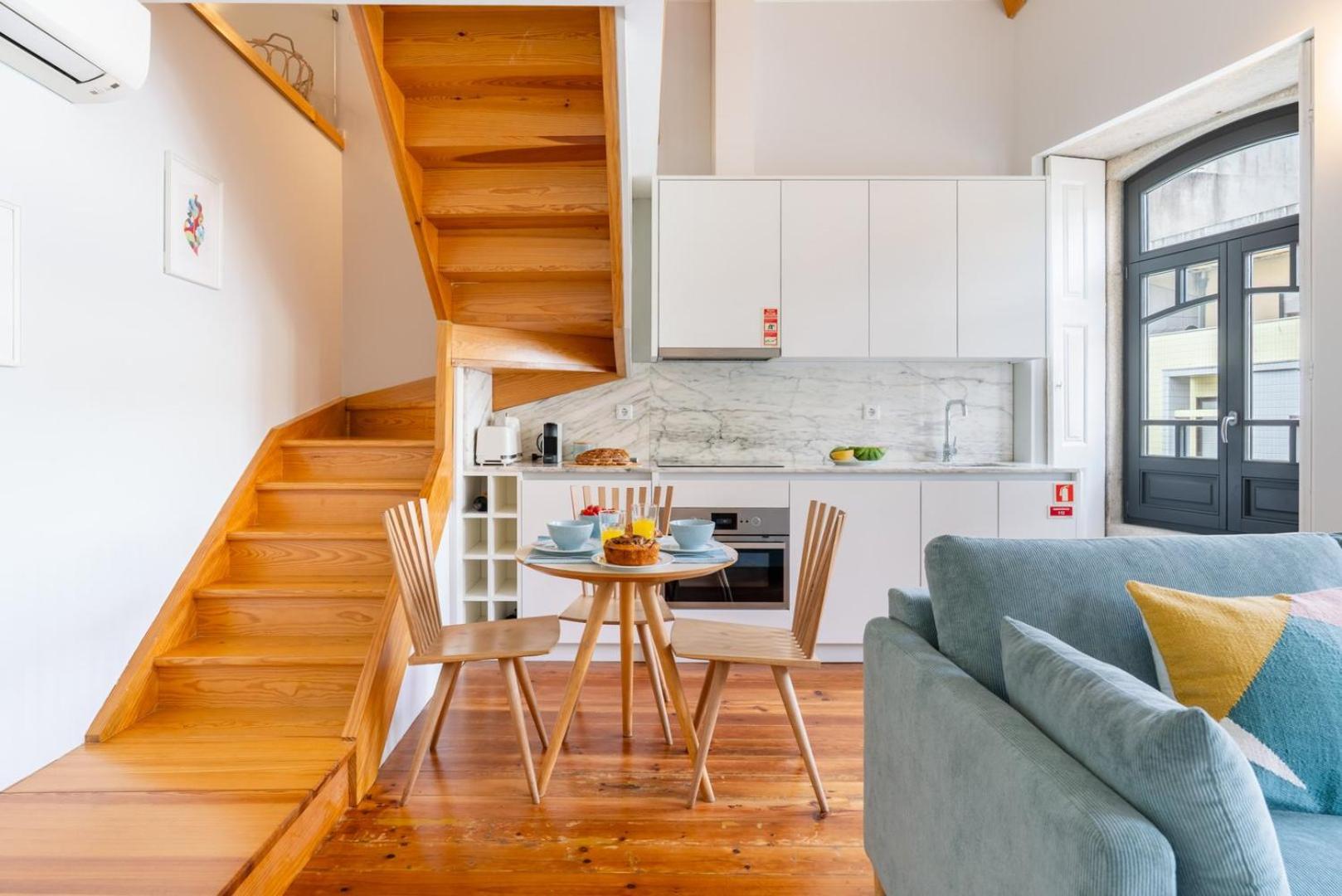 Apartment Framed Corner By Portugal Active Porto