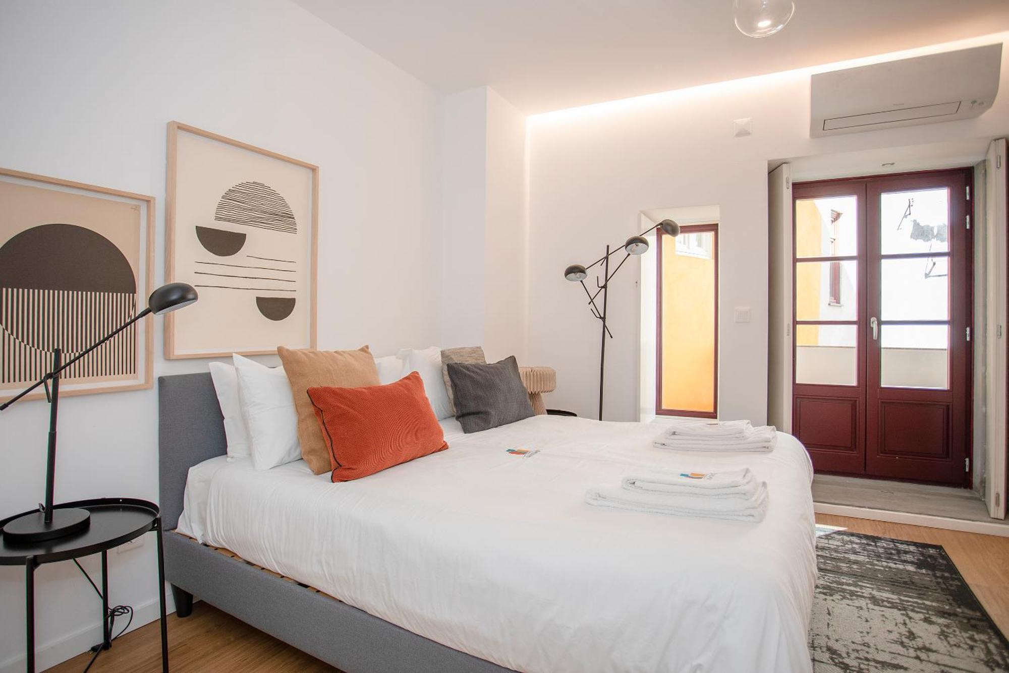 Liiiving In - Ribeira Vintage View Apartment Porto