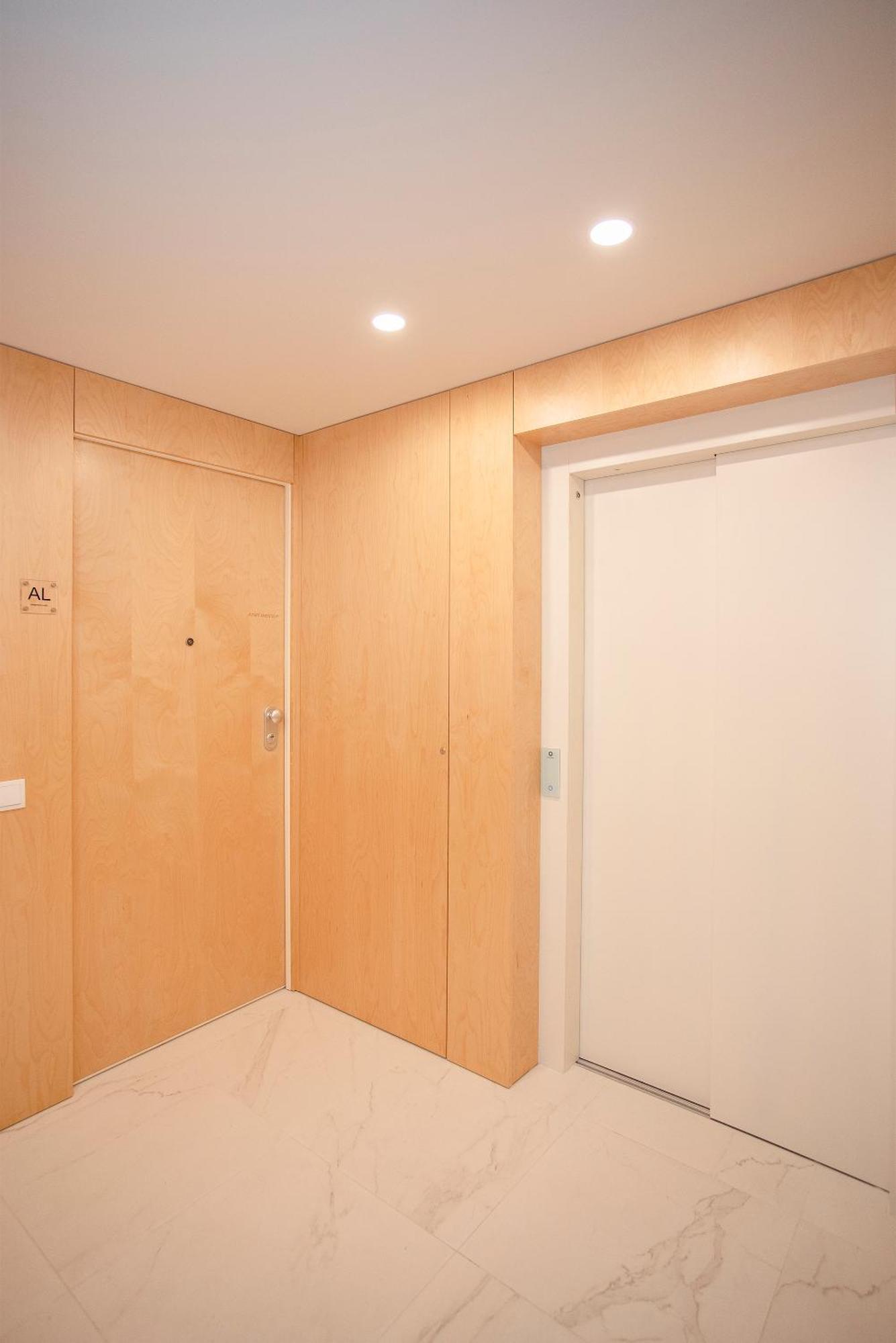 Liiiving In - Luxury Gallery Apartment
