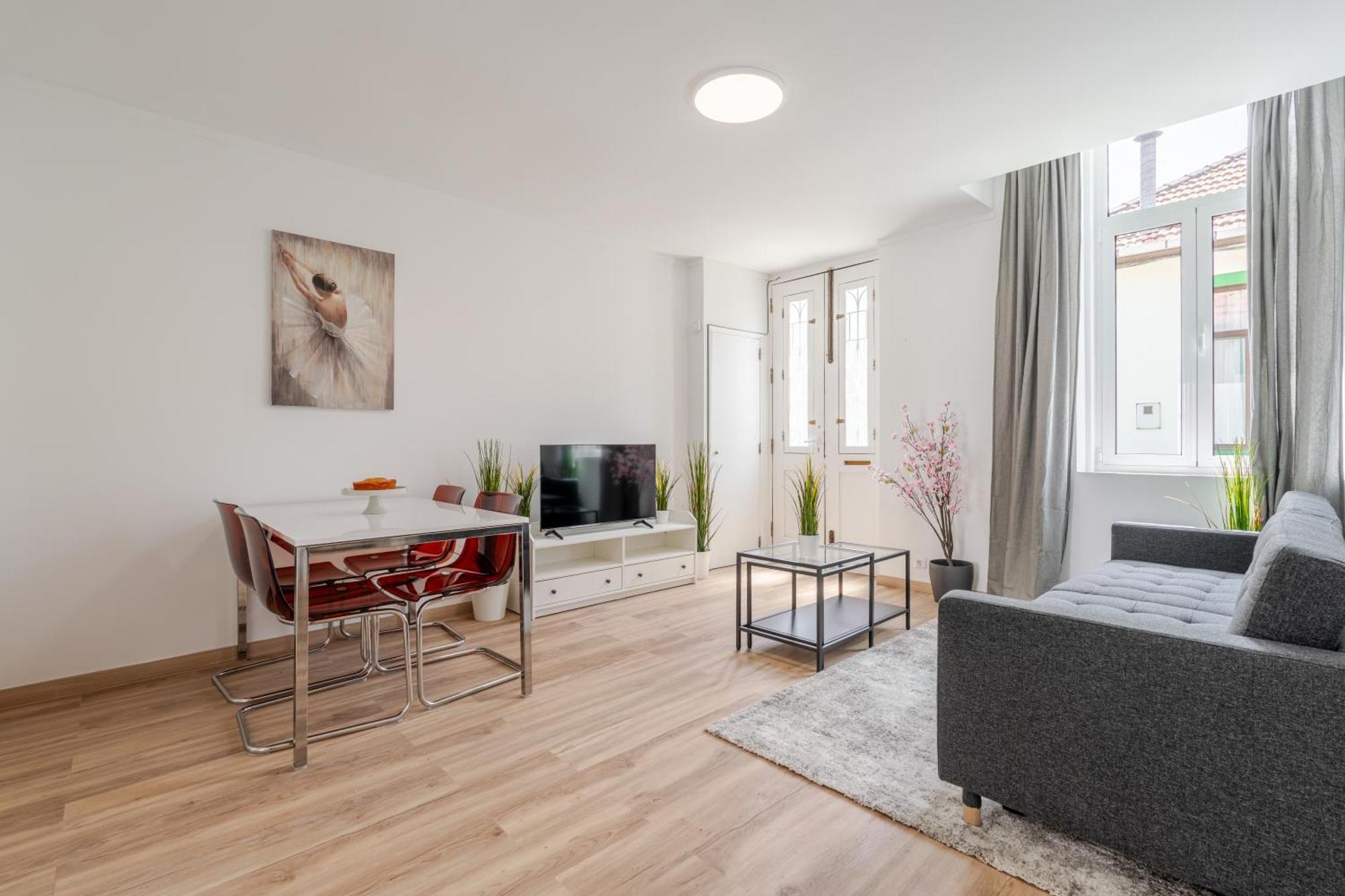 Hostwise - Traditional House With Terrace * Porto