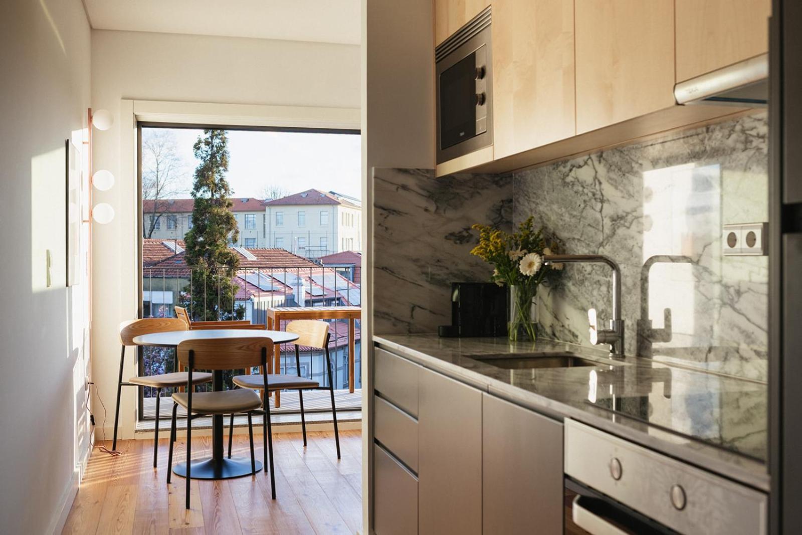 Apartment View - Ferreira Cardoso *