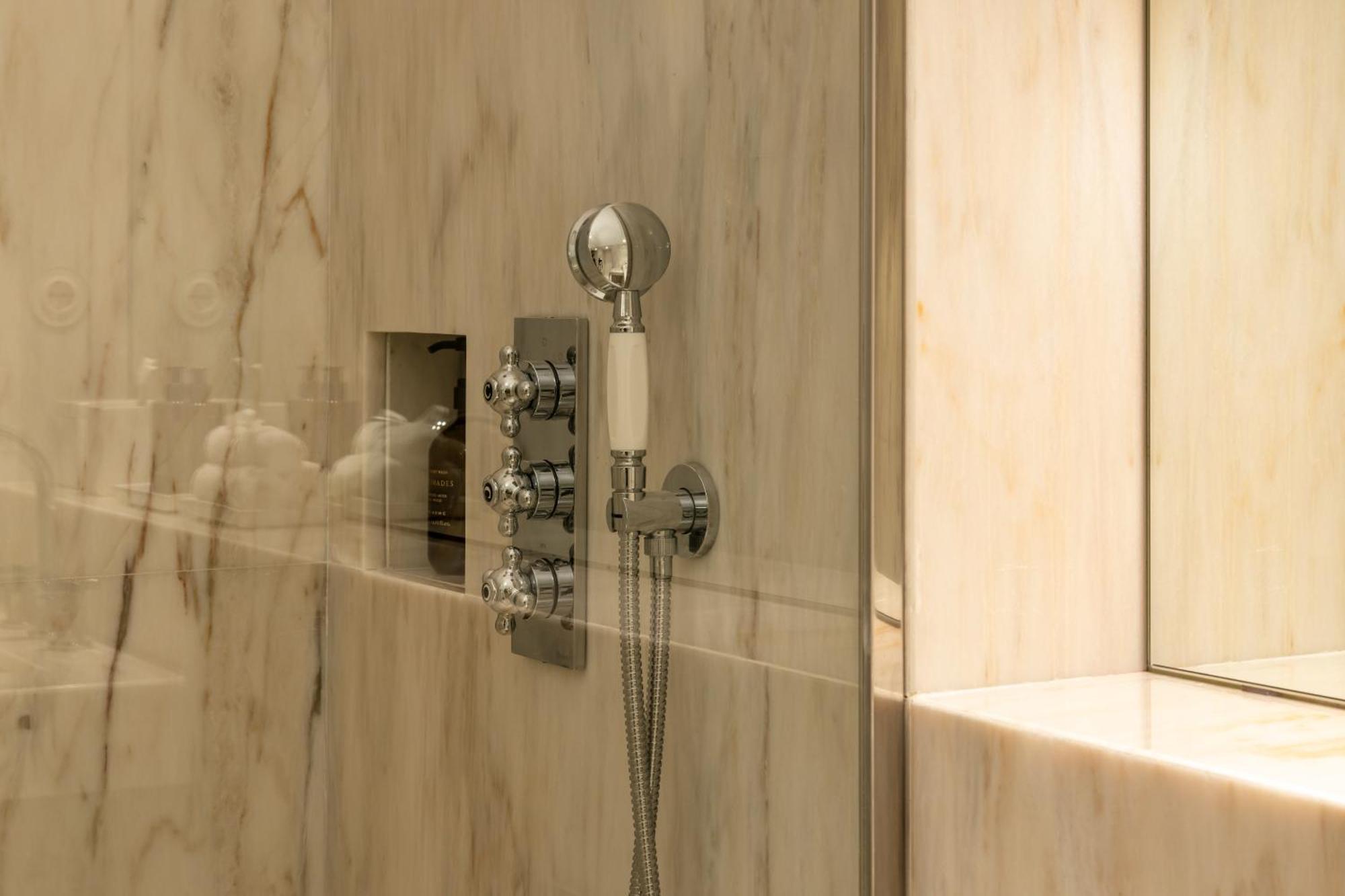 Clerigos 82 Luxury Housing Apartment Porto