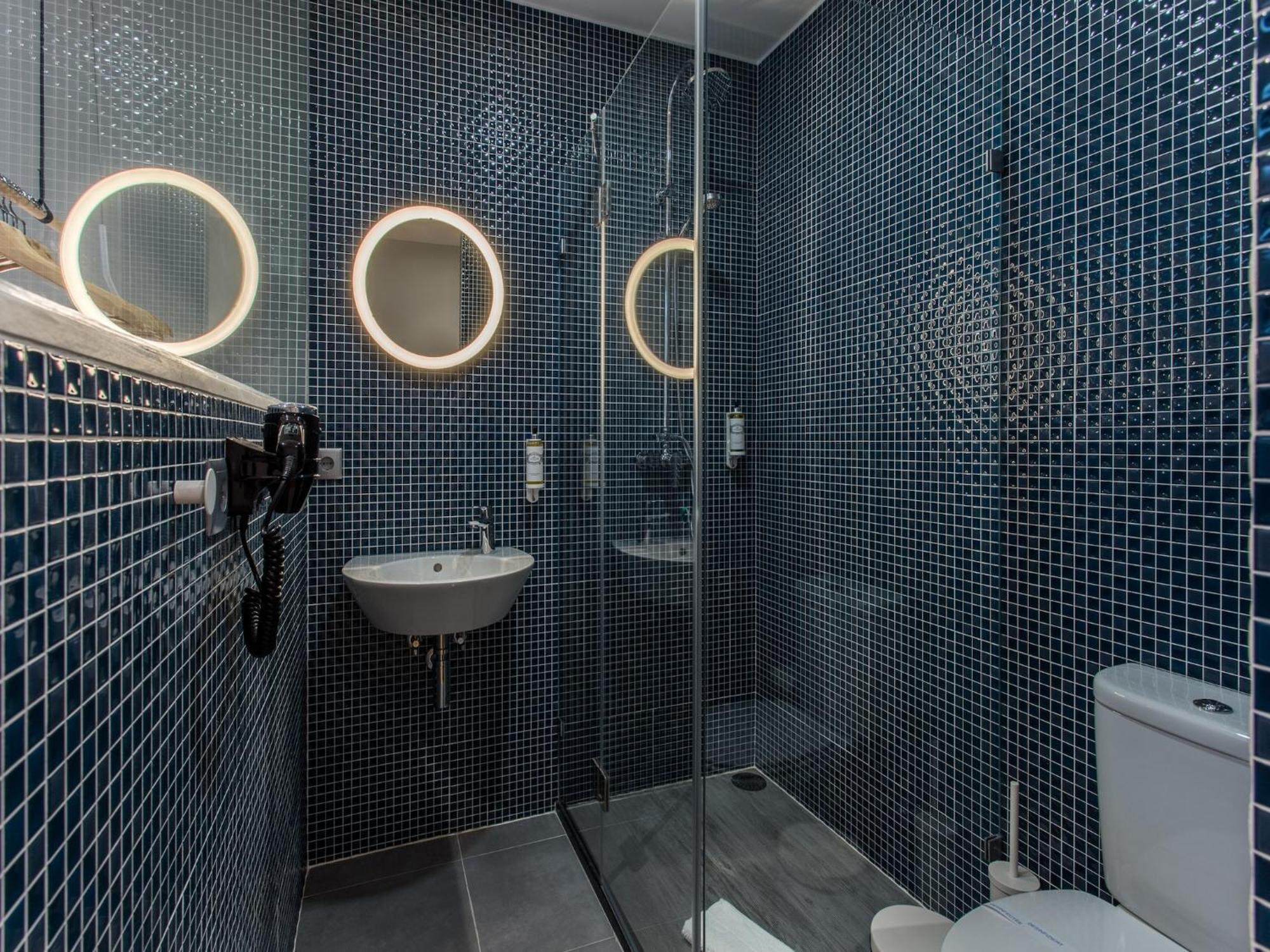 Elegant For 12 Guests In Apartment *