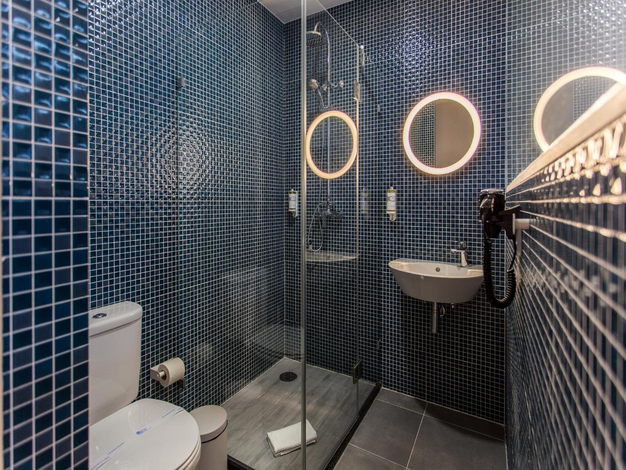 Elegant For 12 Guests In Apartment *