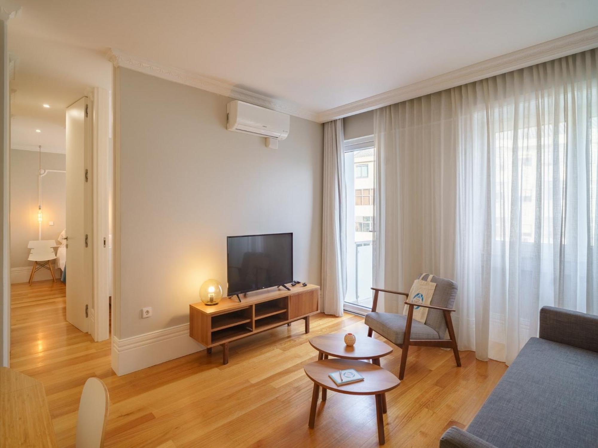 Apartment Charming In *