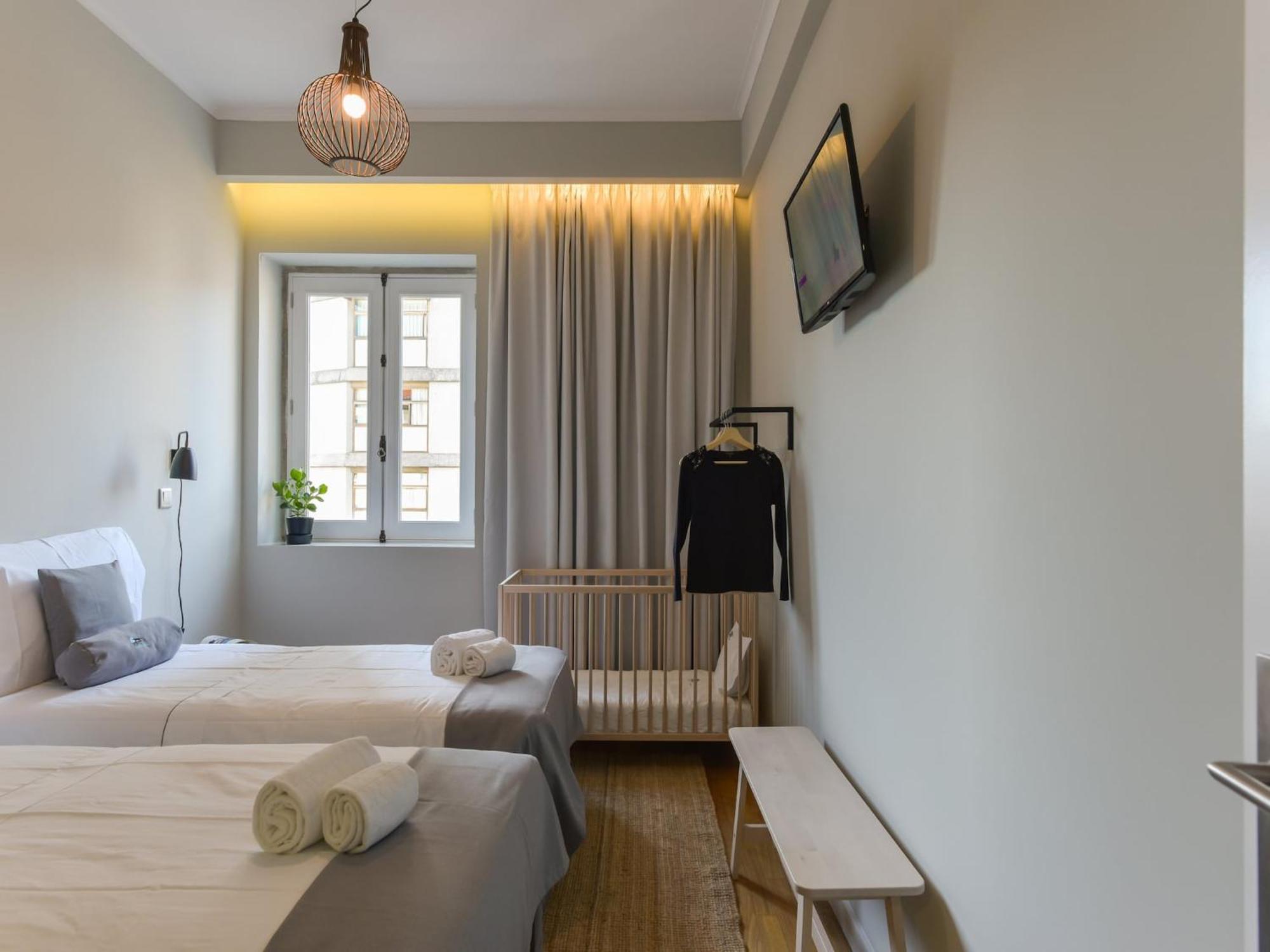 Apartment Modern For 13 Guests *