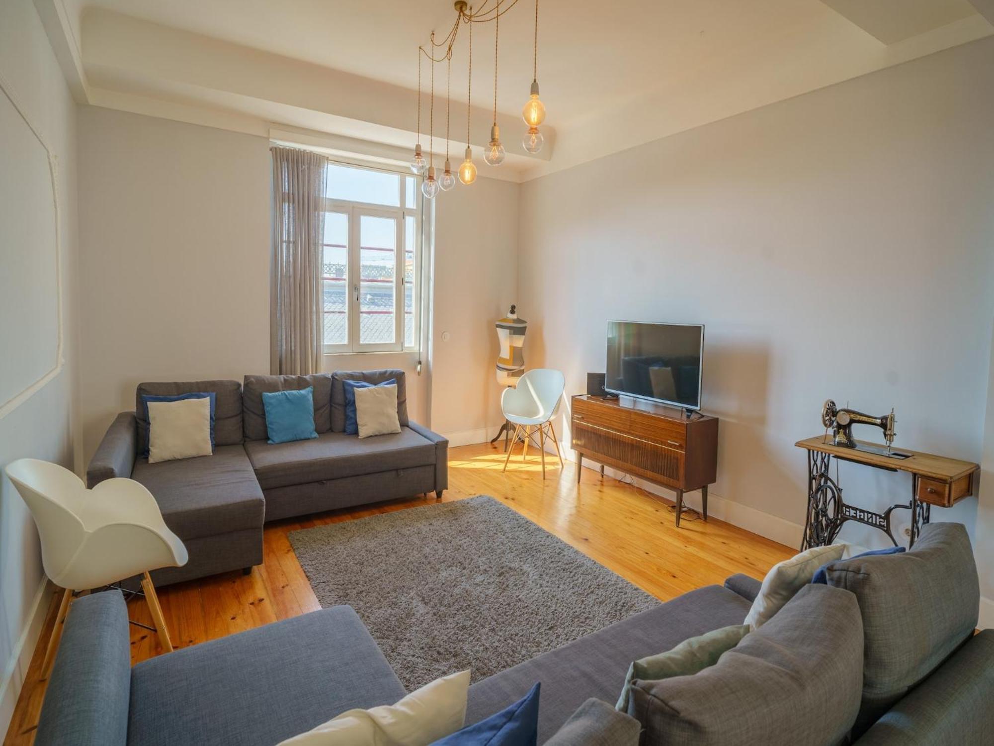 Apartment Modern For 13 Guests *