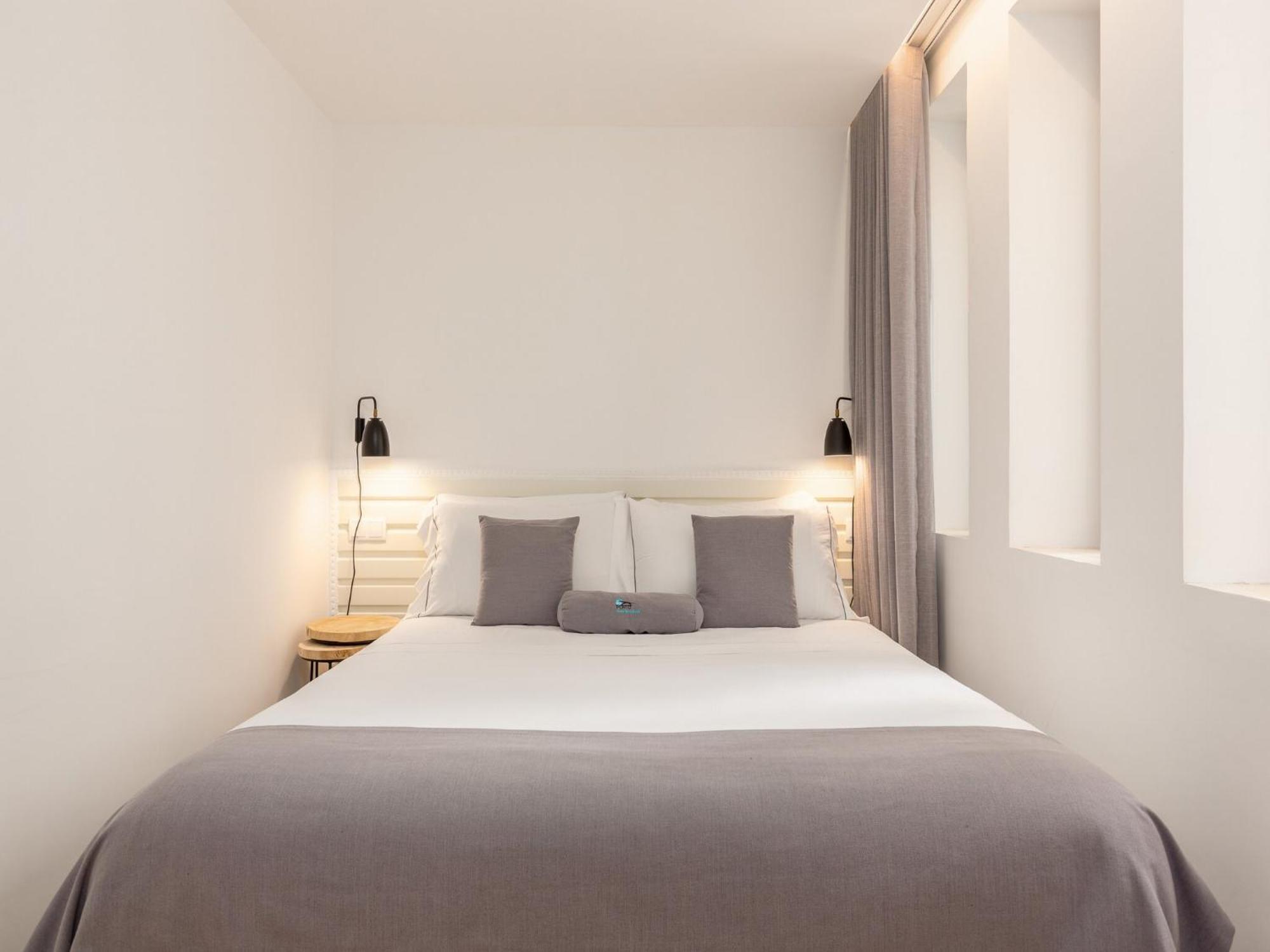 Elegant In Heart Of Apartment *