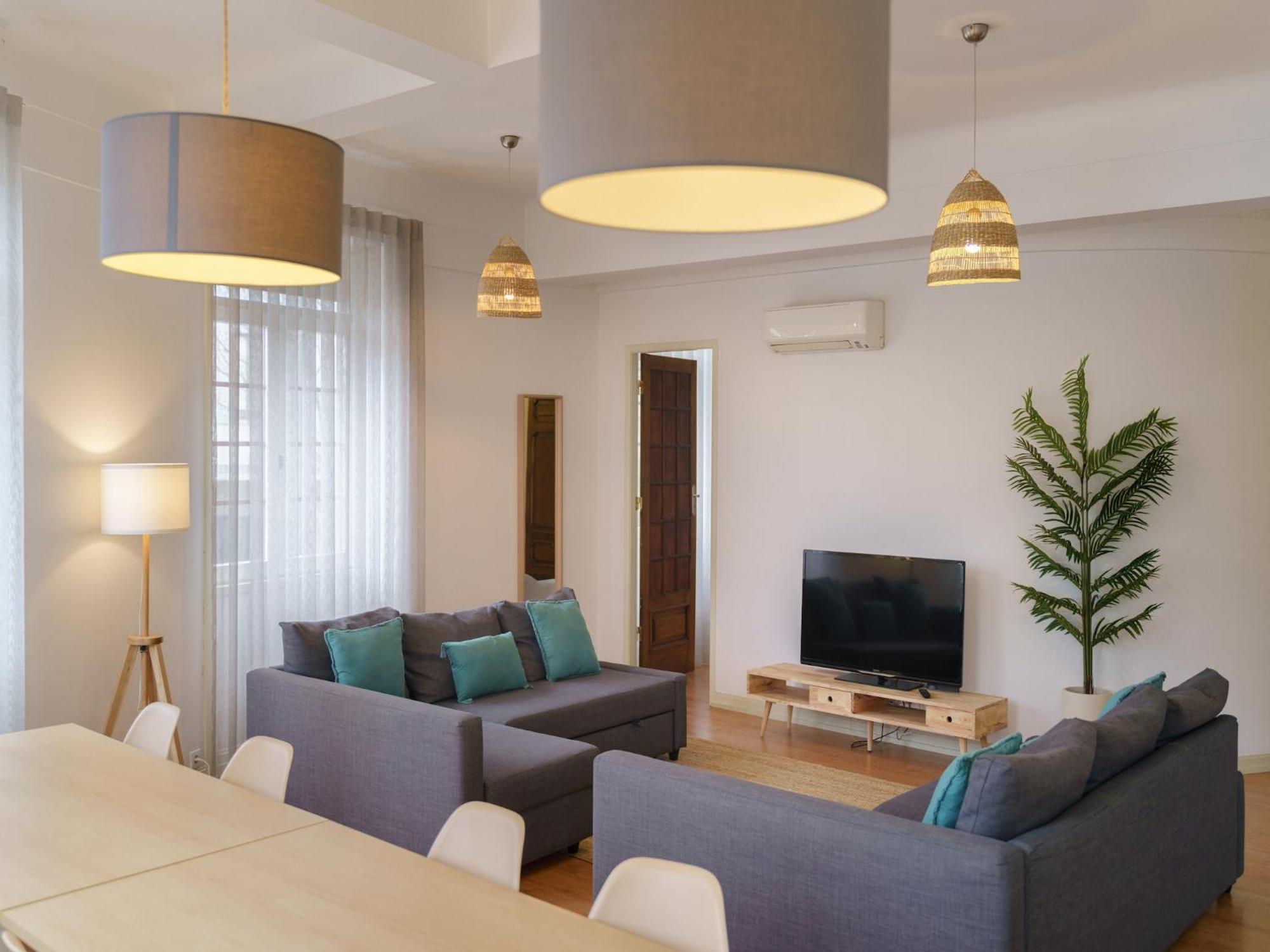 Modern For 13 Guests Apartment Porto