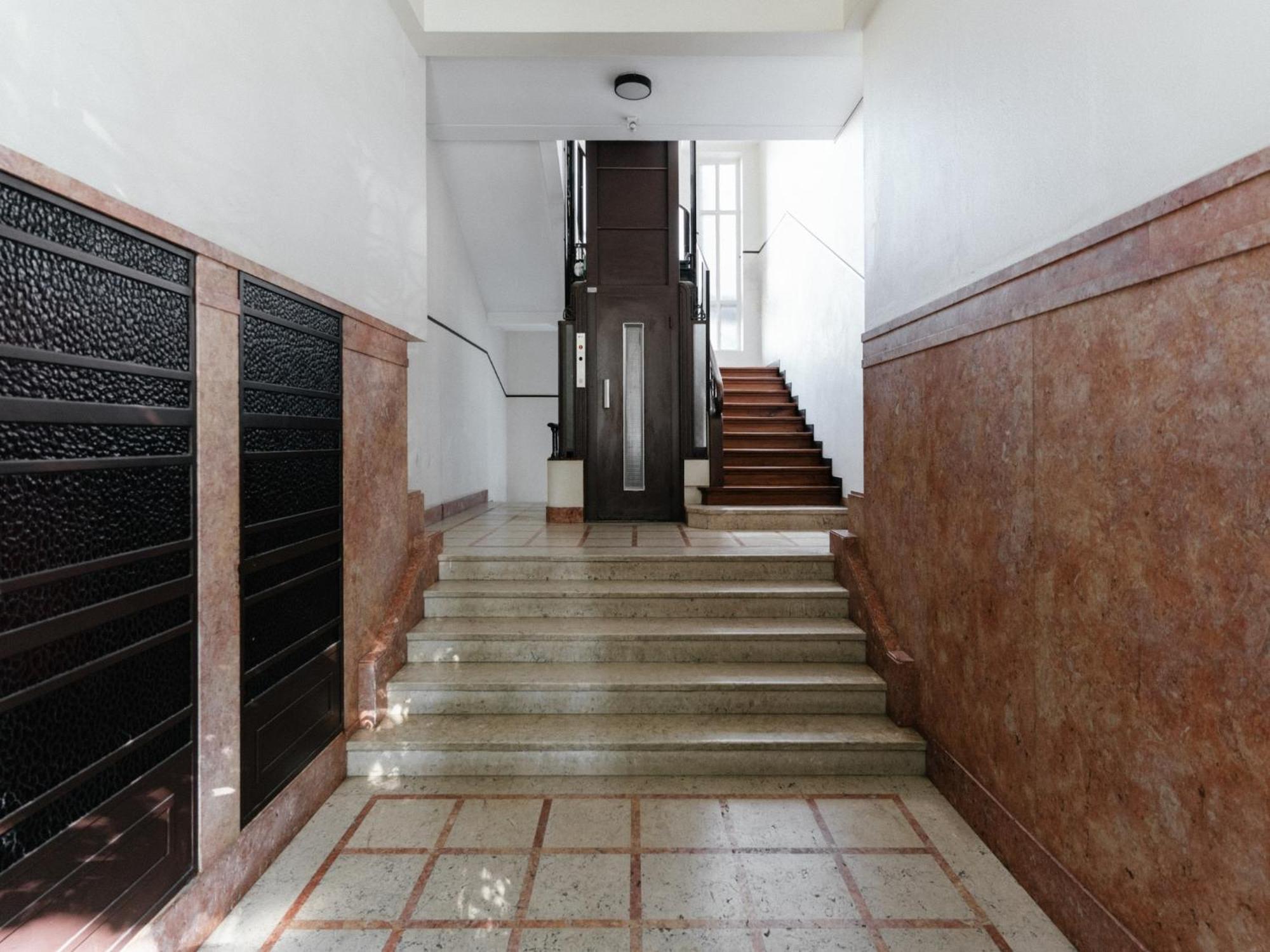 Modern For 13 Guests * Porto