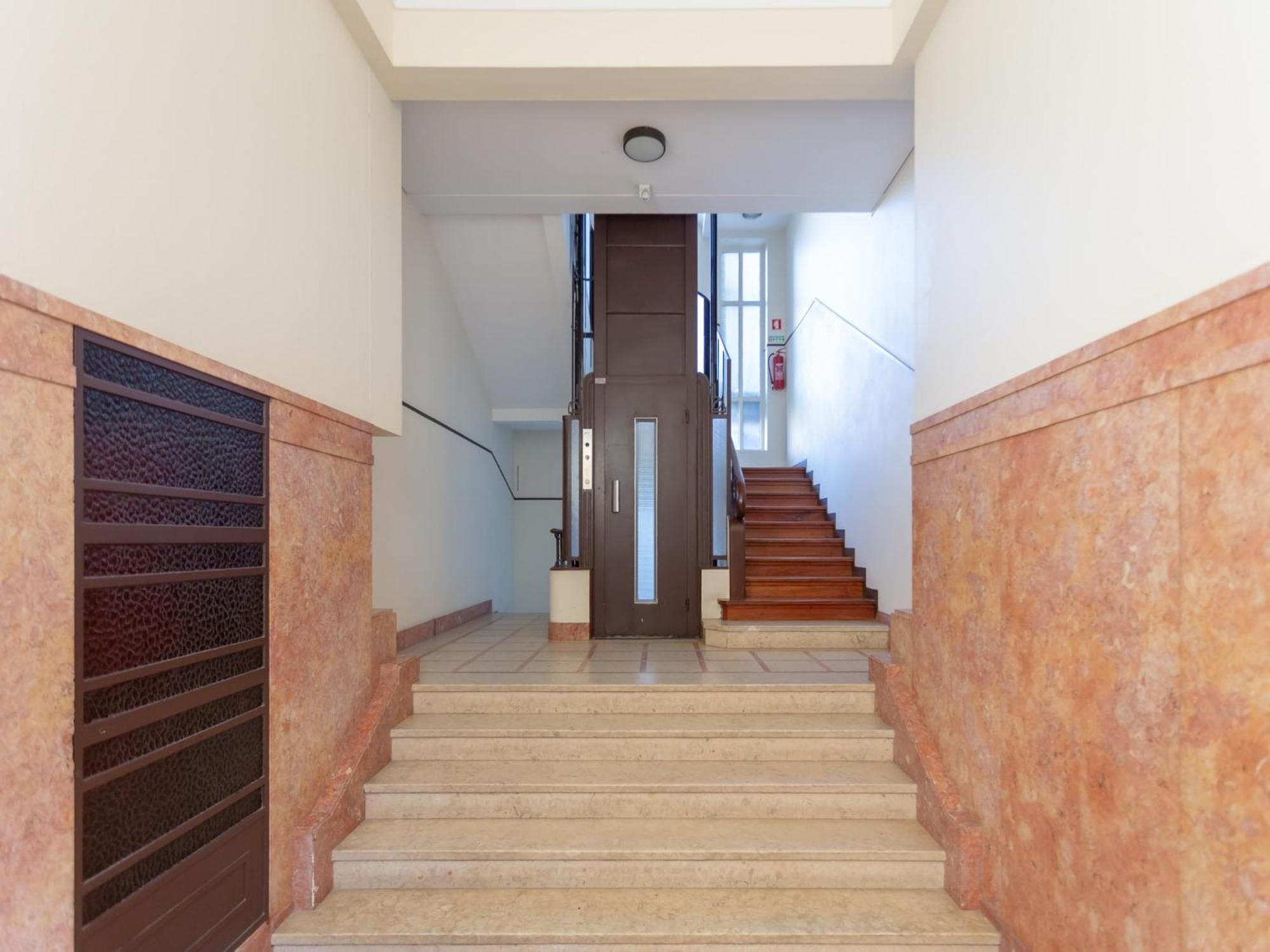 Apartment Spacious Near Bolhao Market Porto