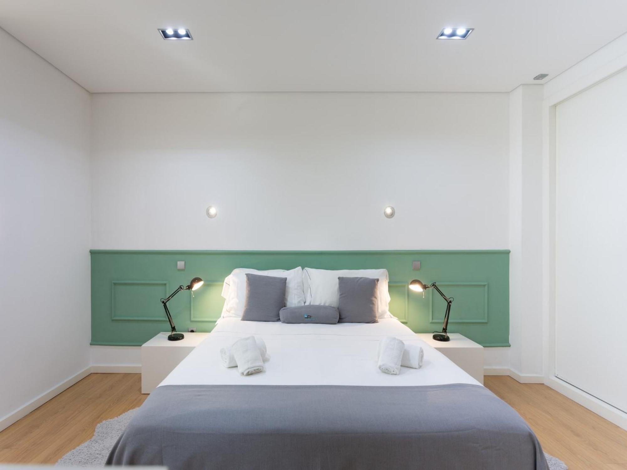 Spacious Near Bolhao Market Porto
