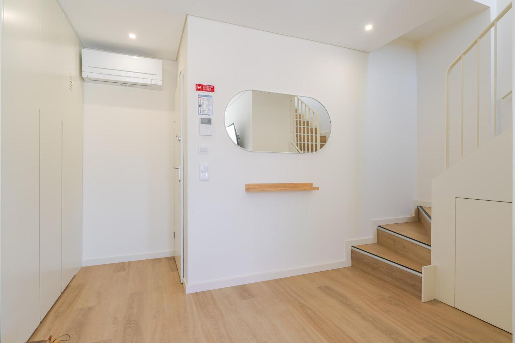 Apartment Hostwise - Premium & Modern Building *