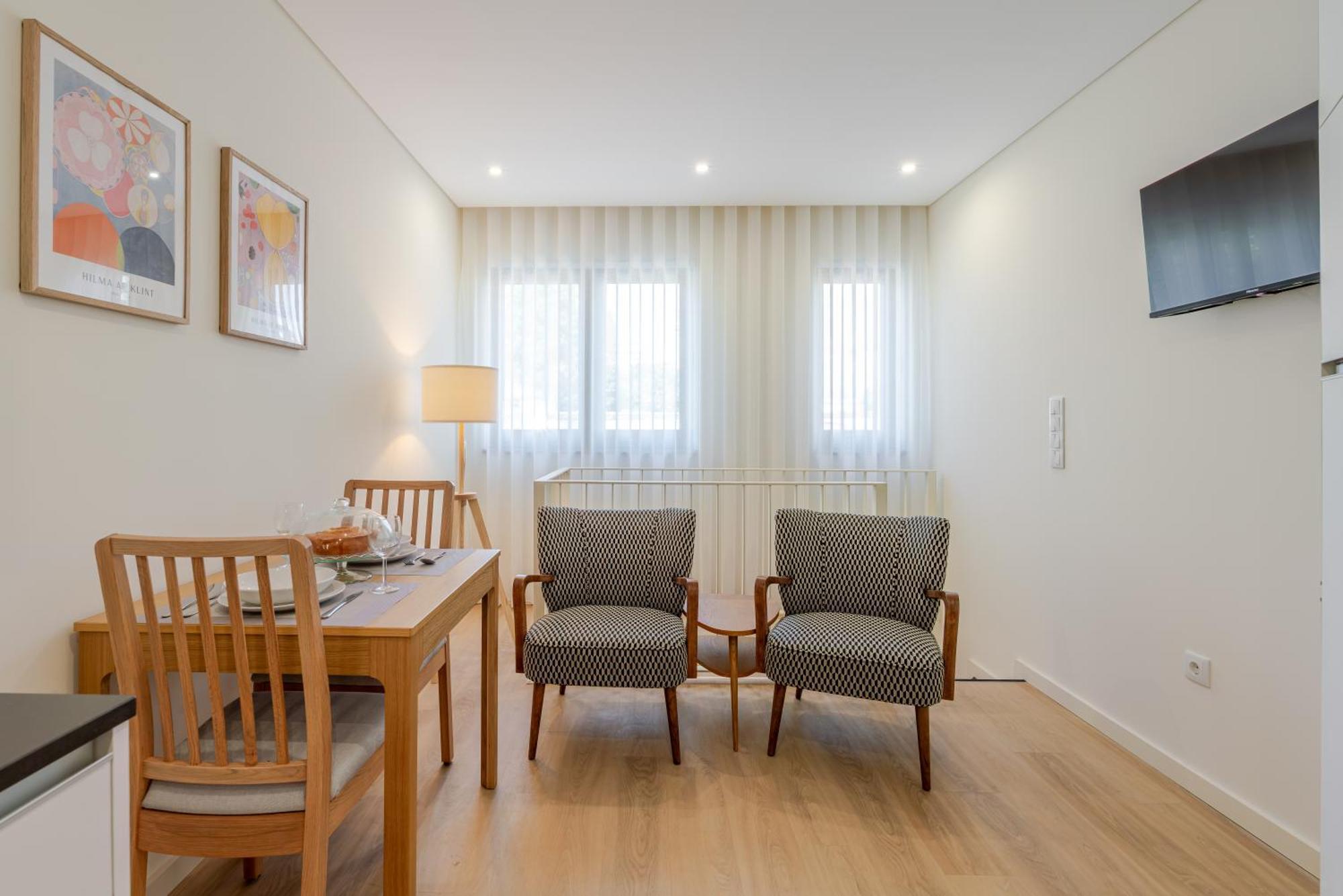 Apartment Hostwise - Premium & Modern Building *
