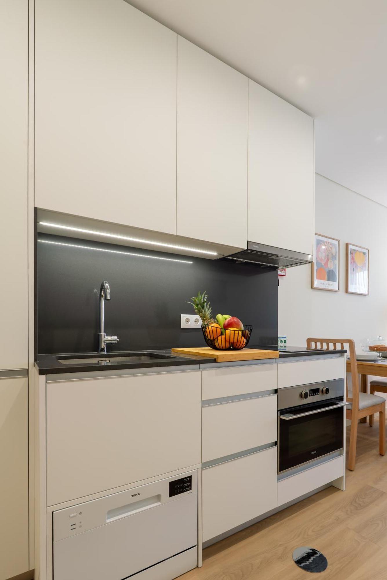 Apartment Hostwise - Premium & Modern Building Porto