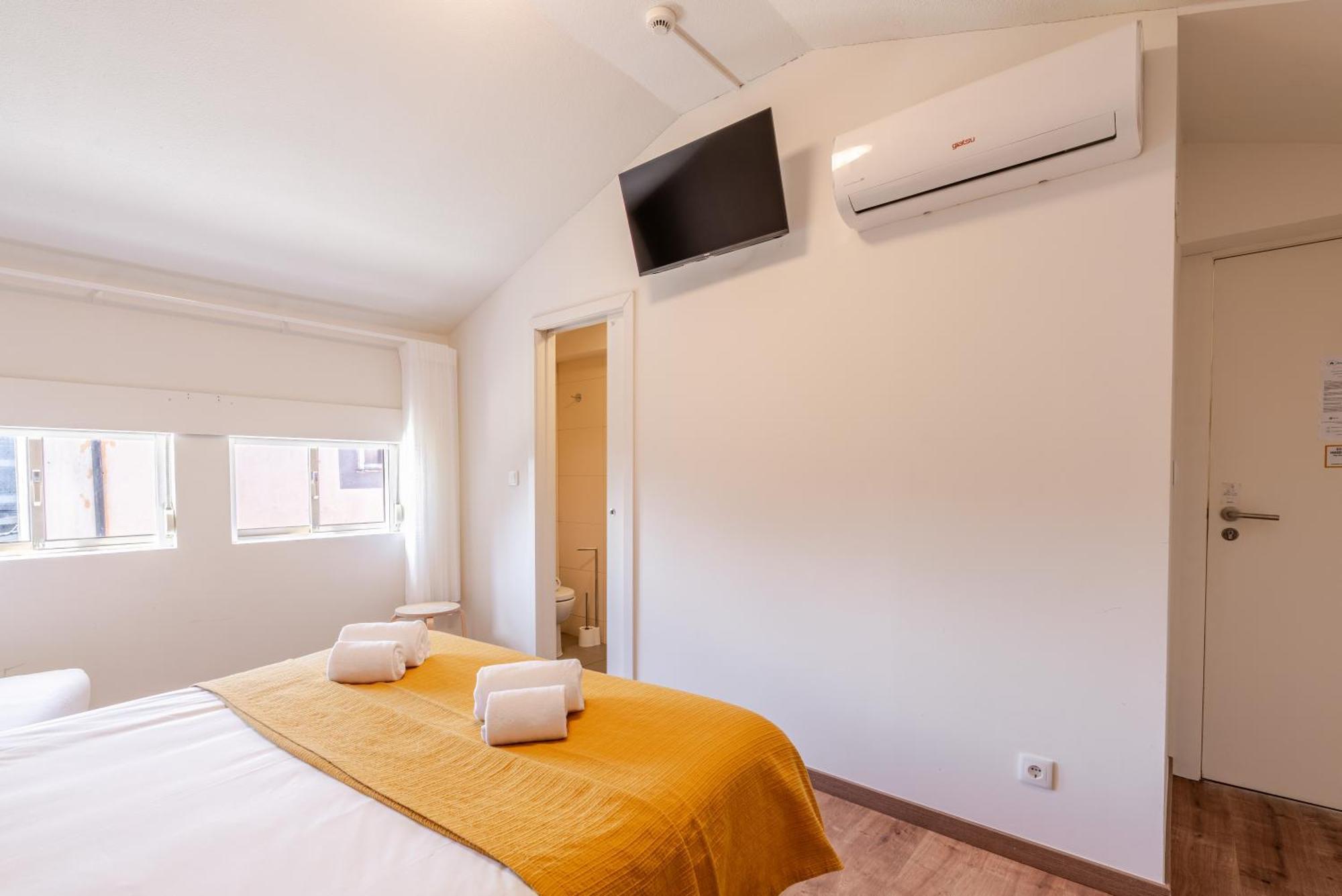 Petit By Pcale * Porto