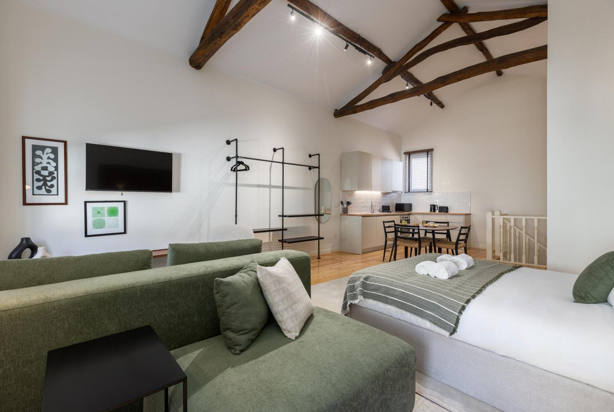 Apartment Albertina Carlos Alberto By Aspasios *