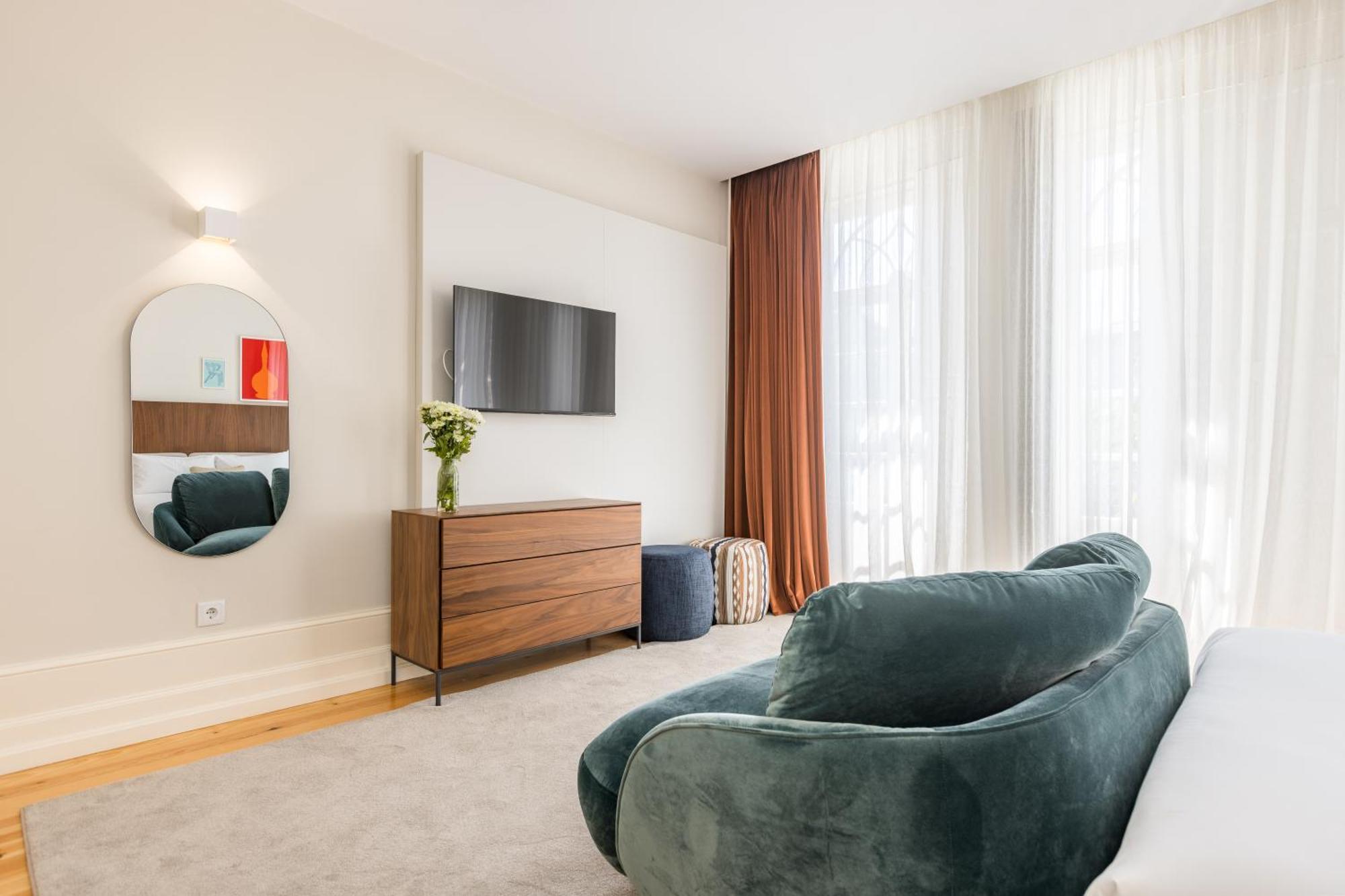 Apartment Albertina Carlos Alberto By Aspasios