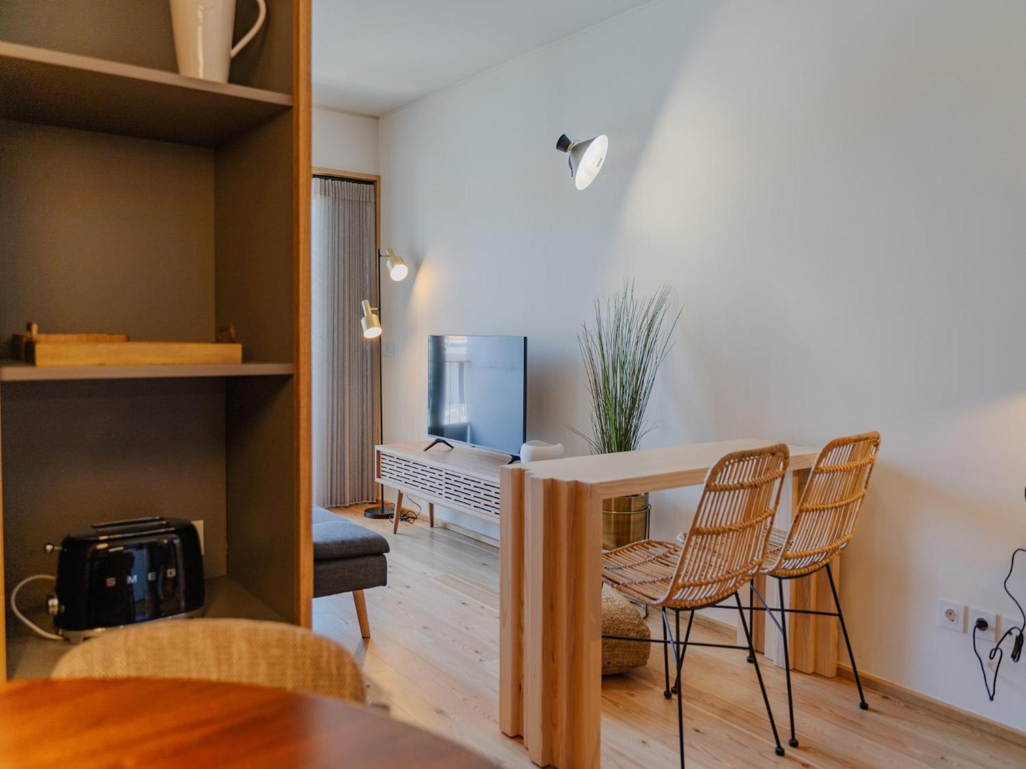 Apartment Feel Corporate Housing Campanha 06