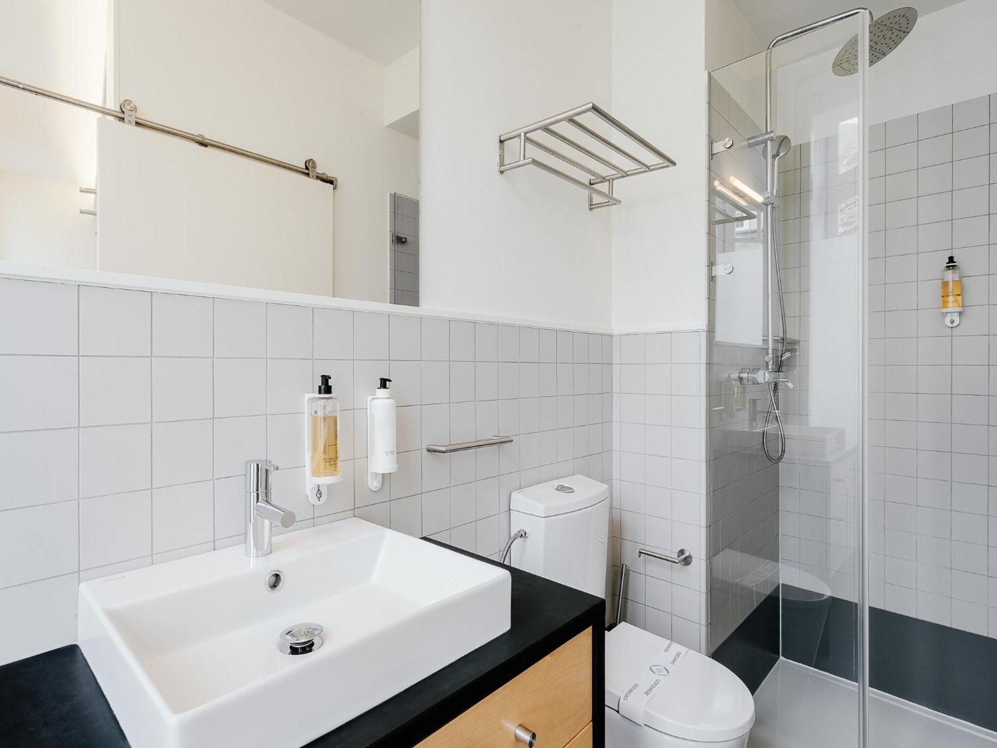 Apartment In The Heart Of *