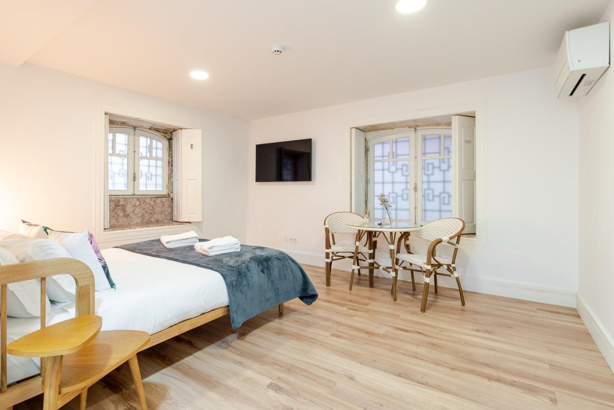 Casa D'almeida By Stories Aparthotel *