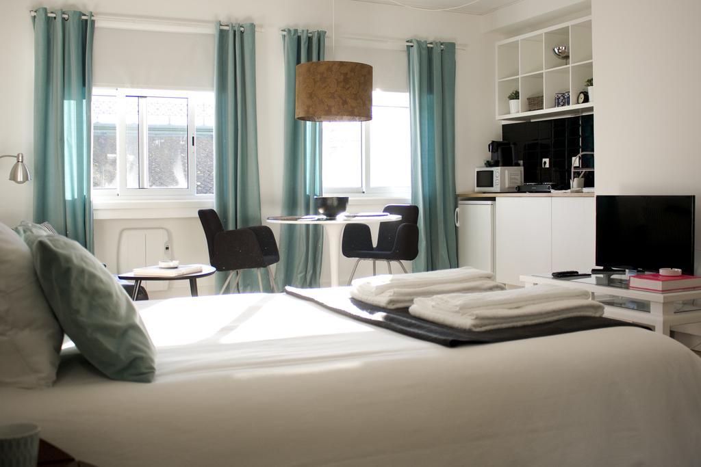 688 Apartment *