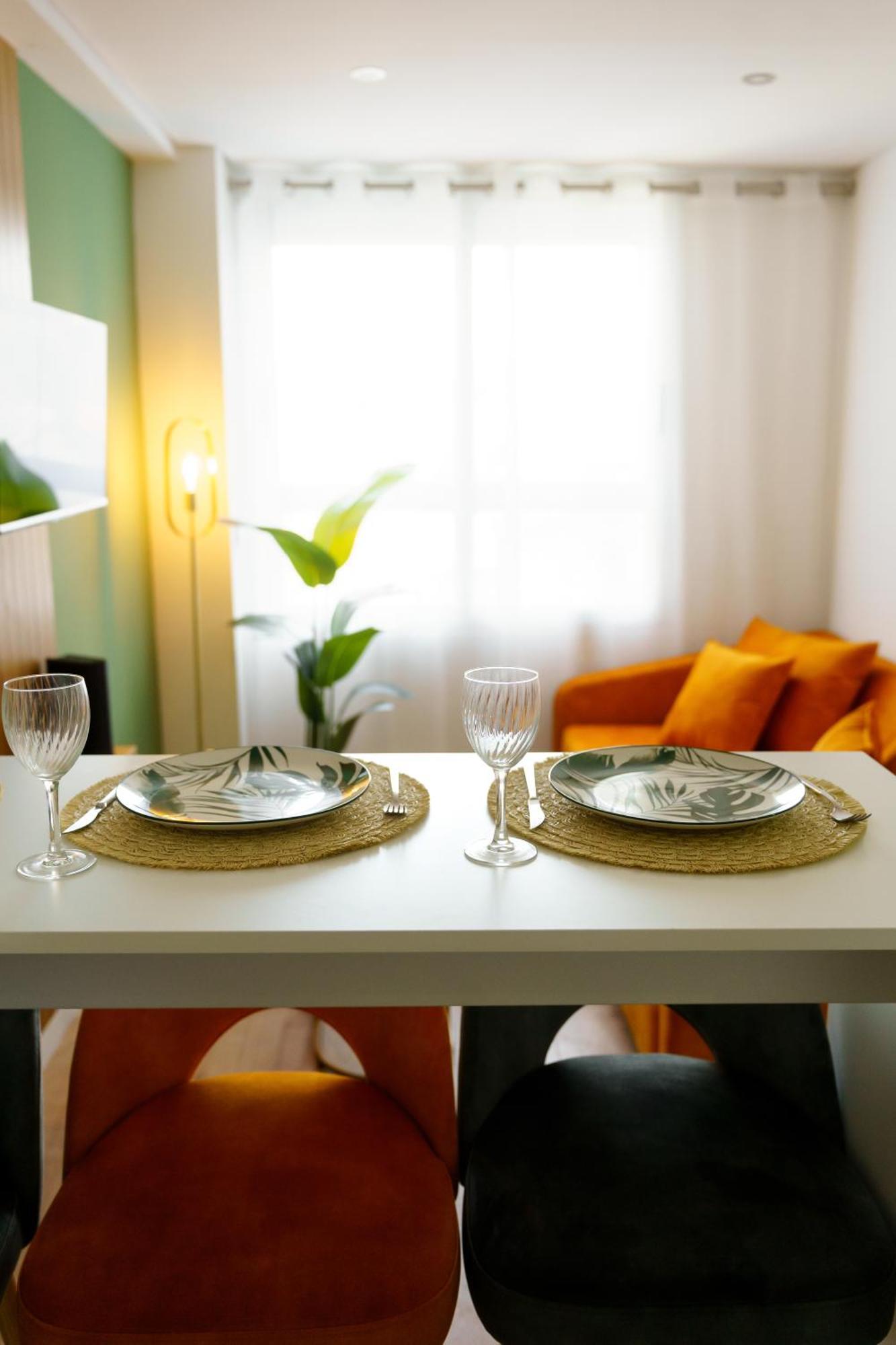 Universe By Mymoradia Apartment *