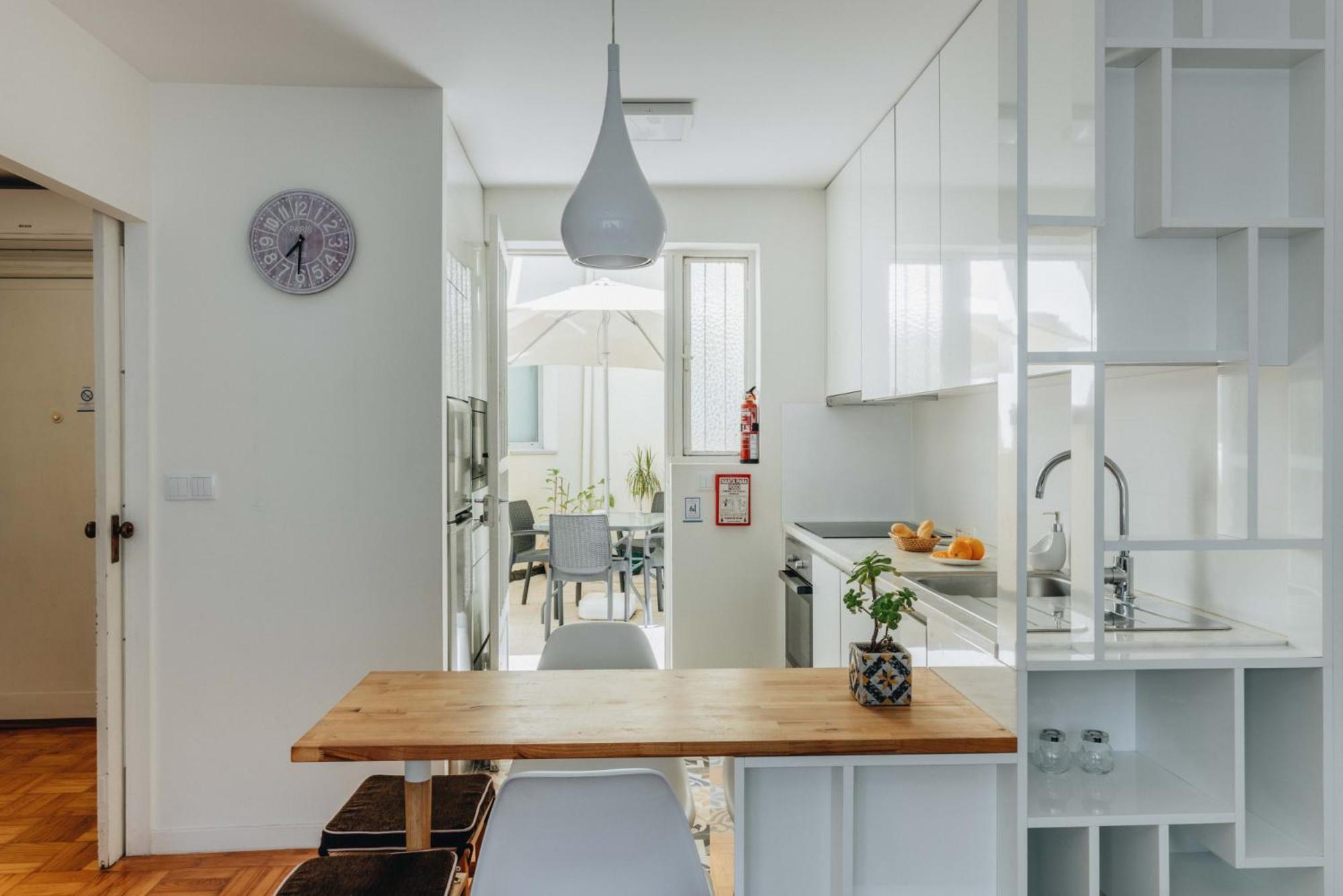 Cozy 1-bedroom With Private Terrace In Palmela *