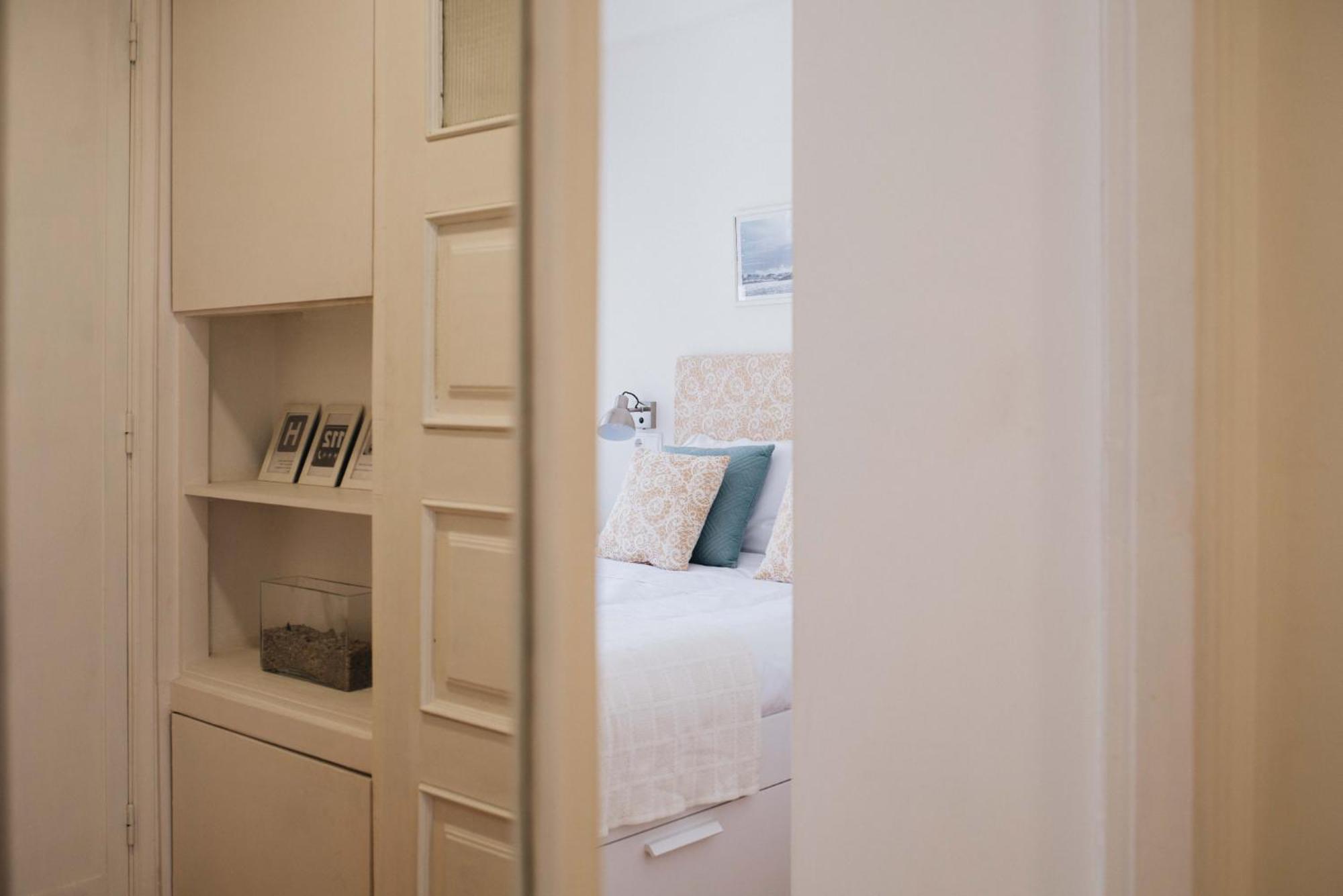 Cozy 1-bedroom With Private Terrace In Palmela Apartment *