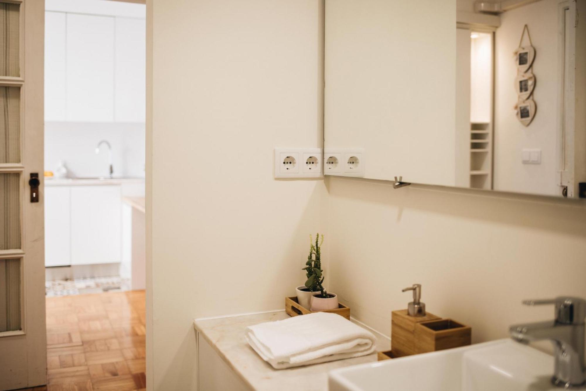 Apartment Cozy 1-bedroom With Private Terrace In Palmela *