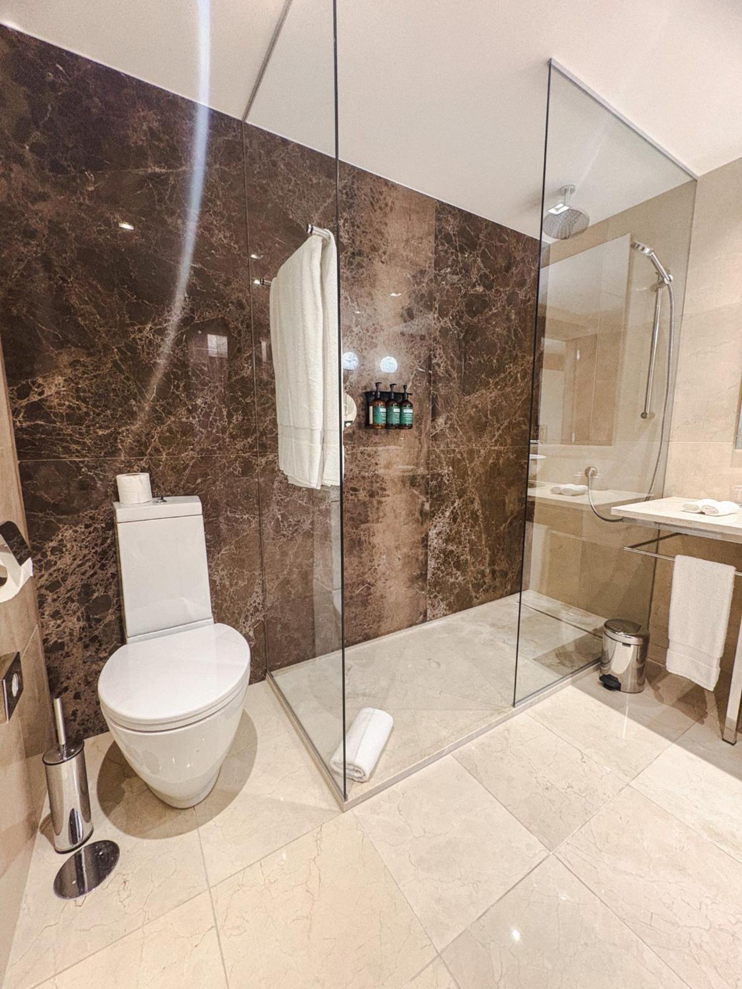 Crowne Plaza By Ihg
