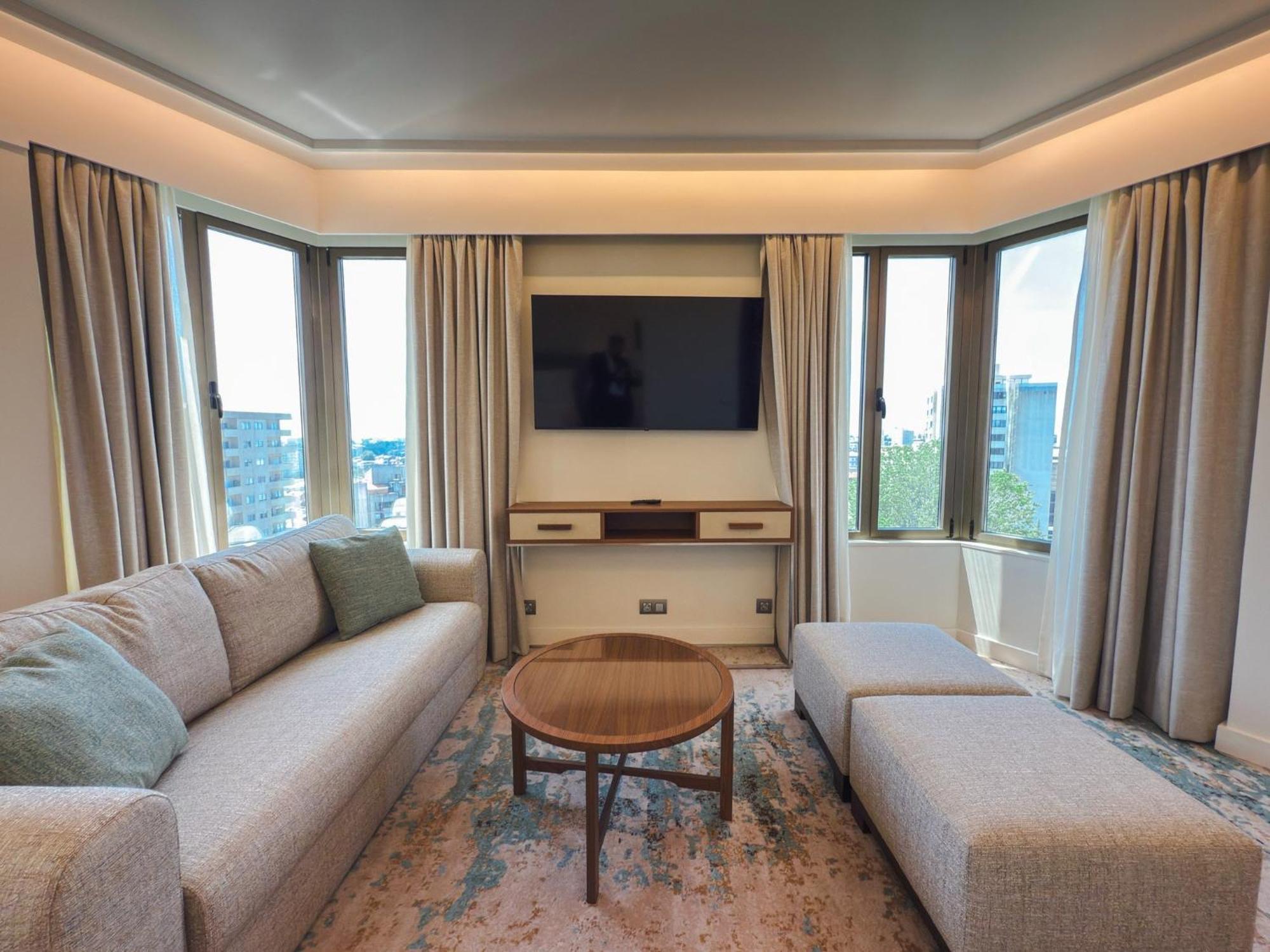 Crowne Plaza By Ihg