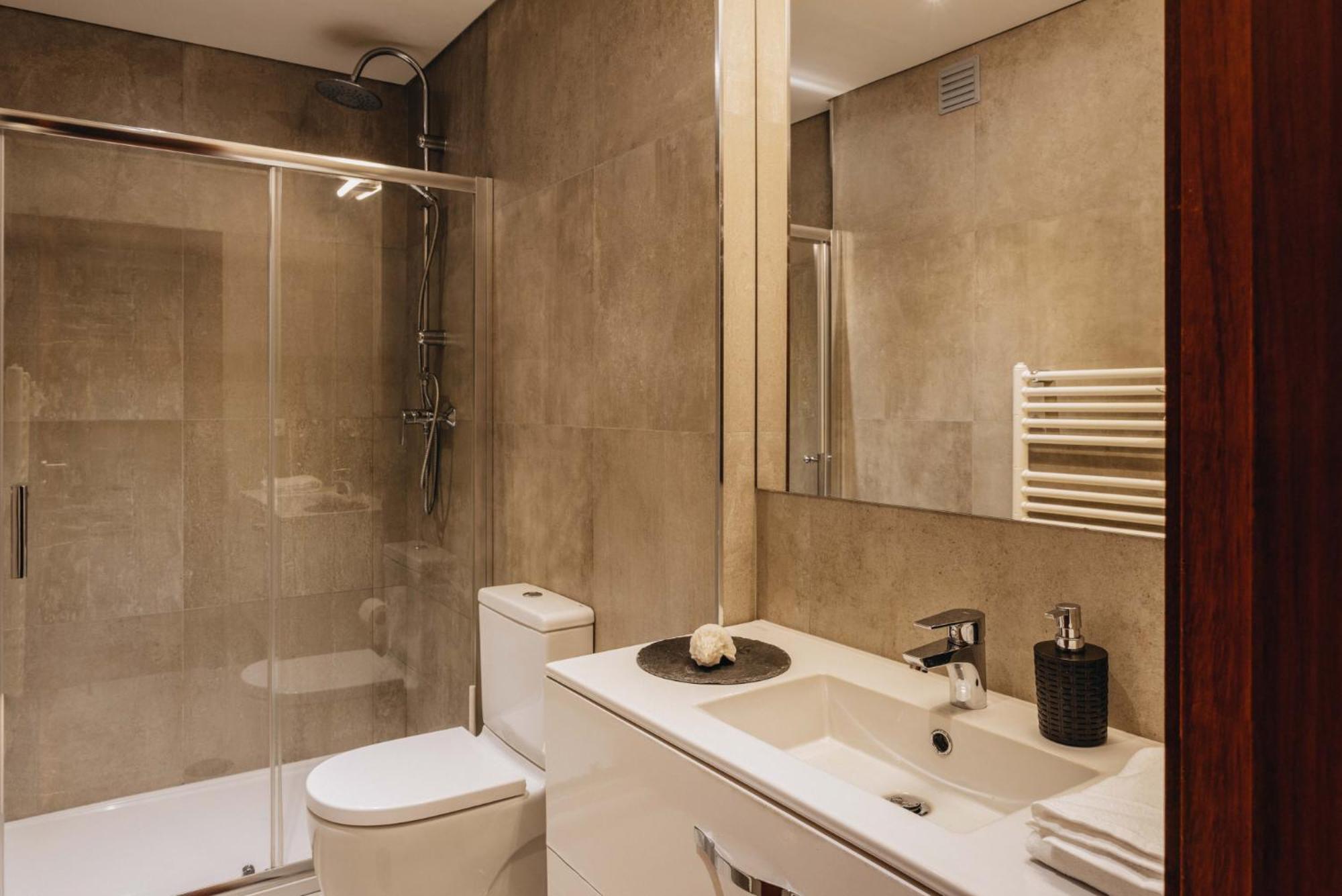 Premium With Private Terrace & Garage Apartment Porto