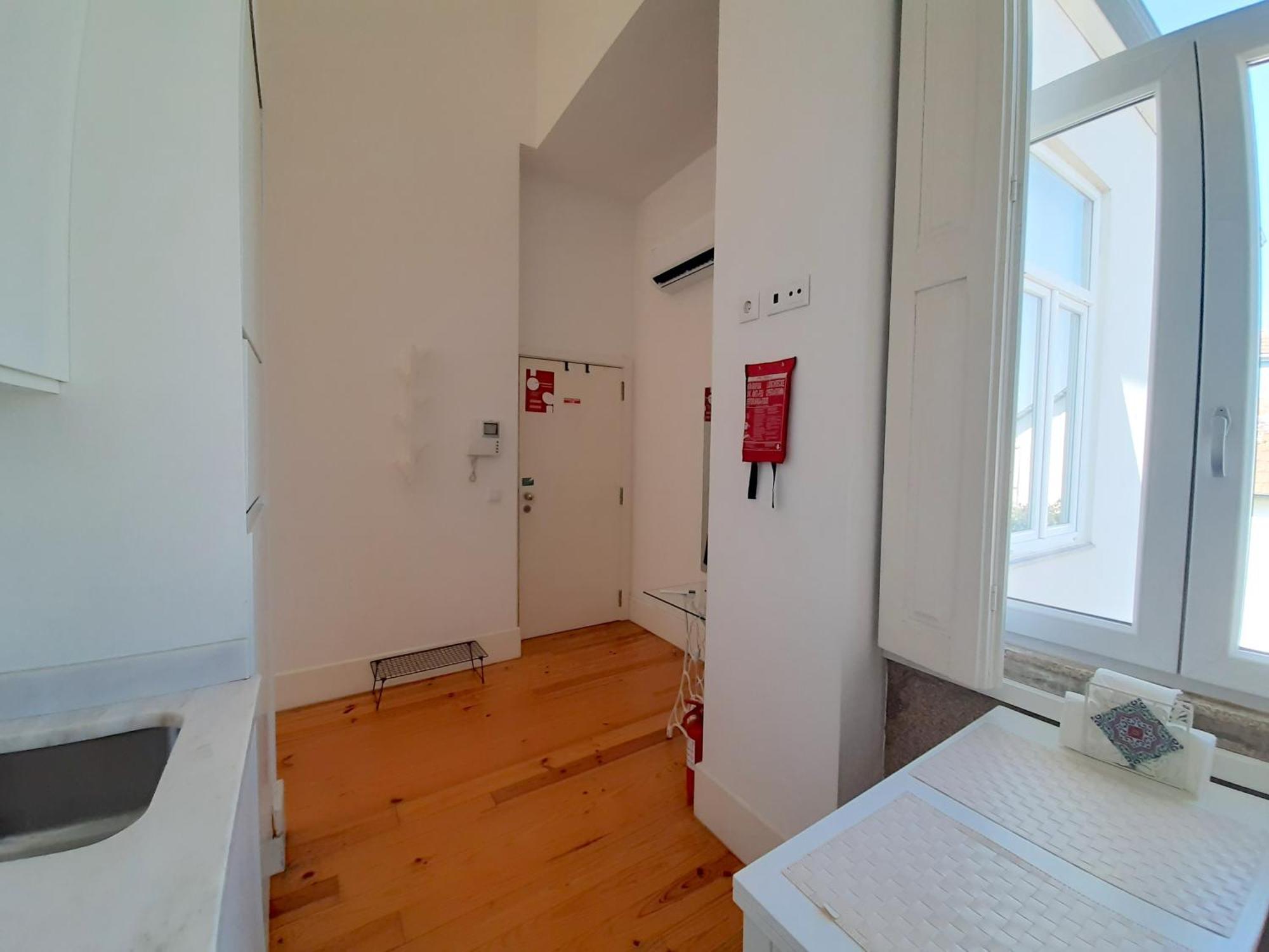 Azulejos Loft, By Flat In