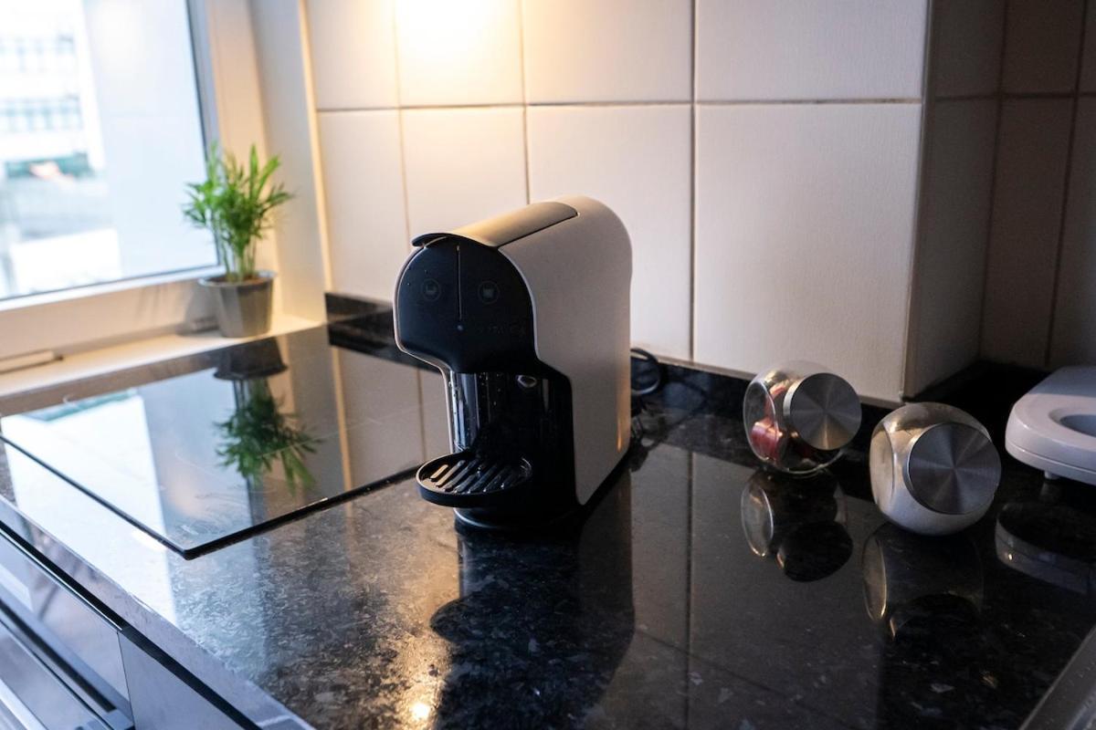 Apartment 3br Flat By Casa Da Música, Central, Sleeps 6, 2d