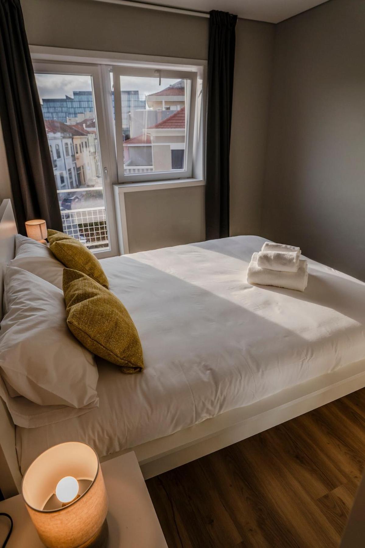 3br Flat By Casa Da Música, Central, Sleeps 6, 2d