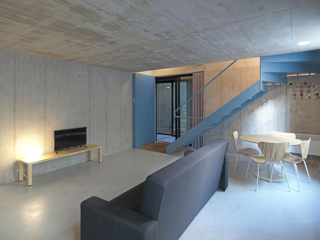 Apartment Feels Like Breiner 310 Design Modern Flats