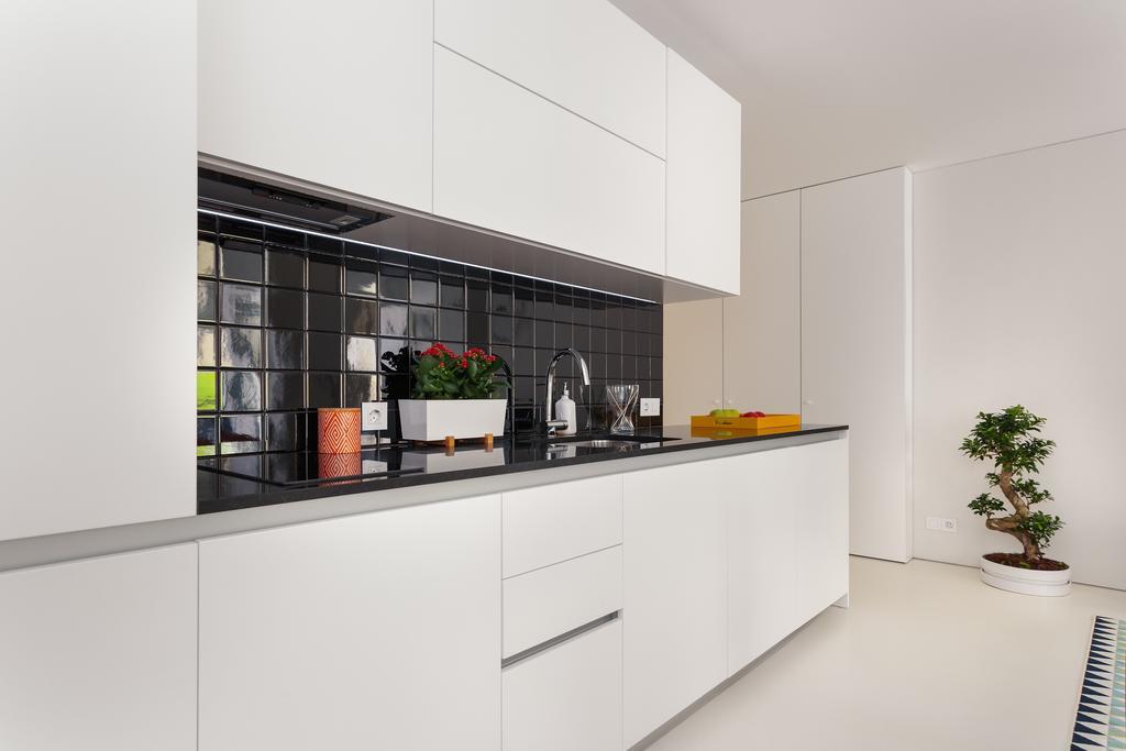 Portowhite Lofts *