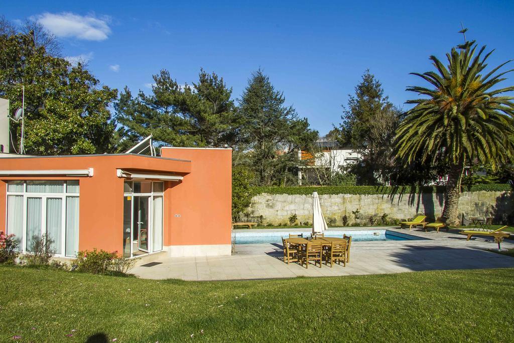 Liiiving In Porto | Oporto Garden Pool House Apartment Porto