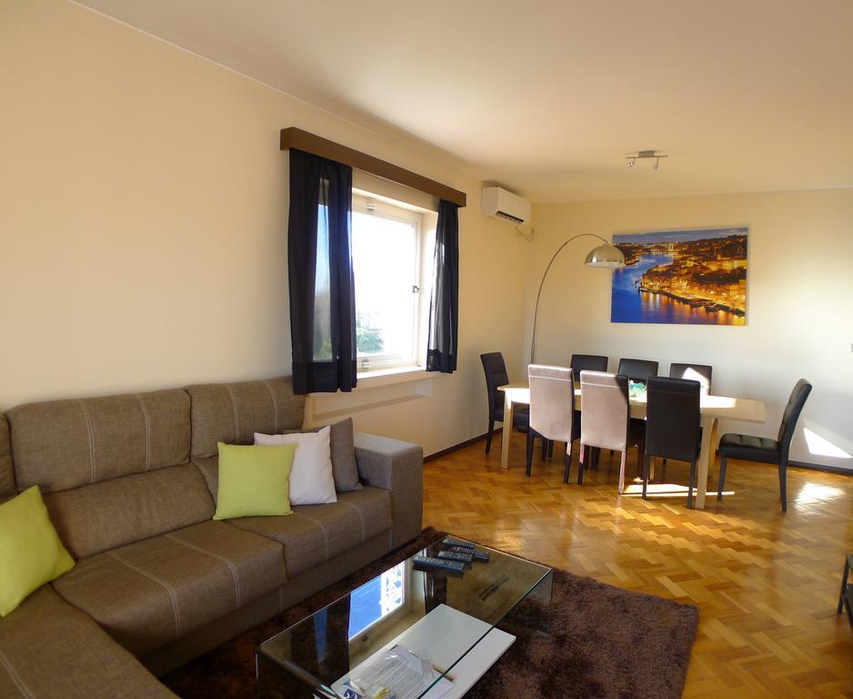 Lv Premier Clerigos- Re1 Apartment Porto