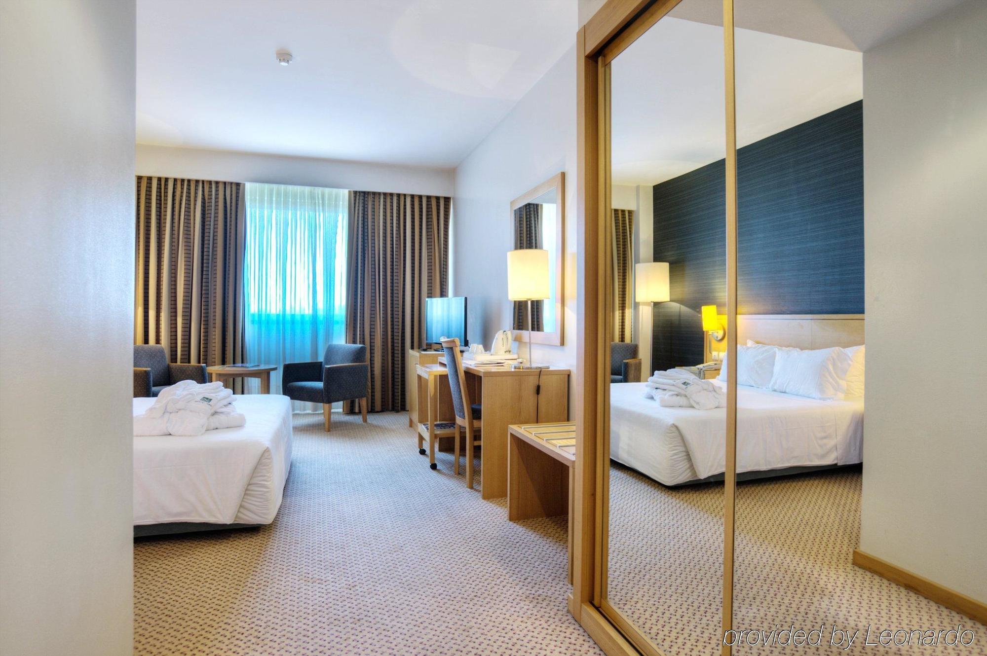 Hotel Portus Cale 4*