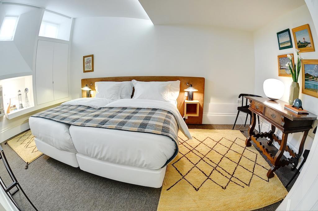 Apartment Three & Bedrooms