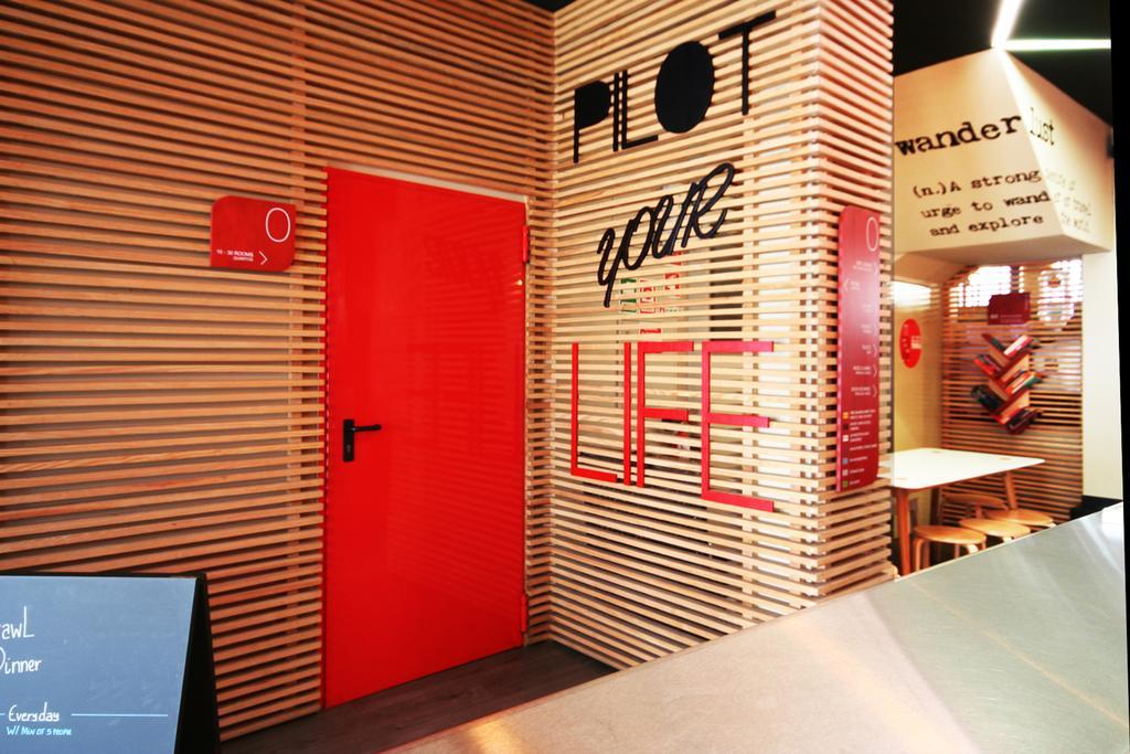 Pilot Design Hostel&bar Porto