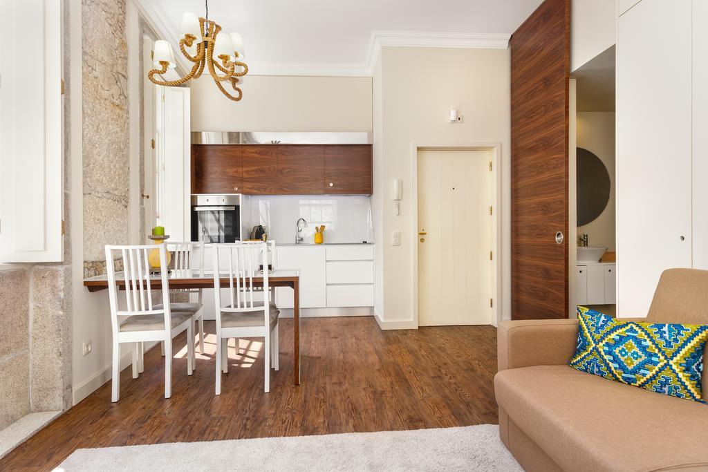 Apartment - River Front *